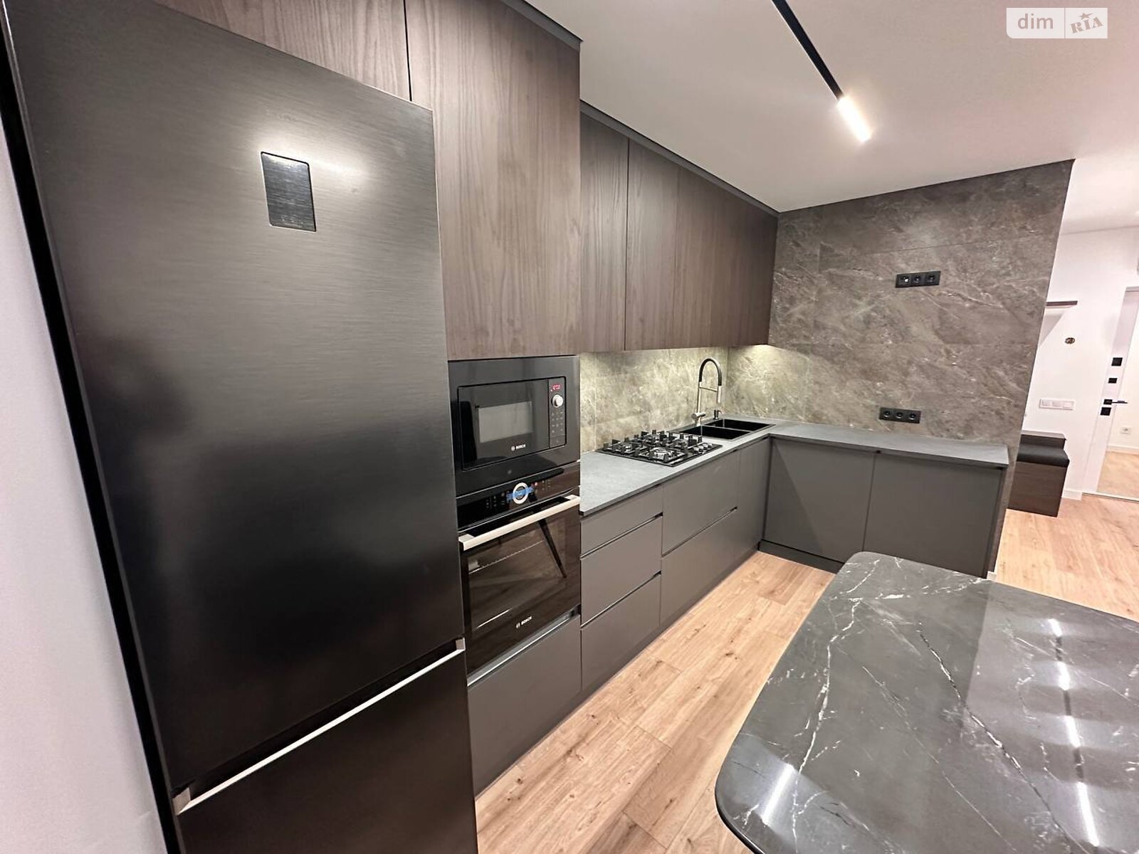 двокімнатна квартира в Слобожанському, на вул. Сімейна 6, кв. 22 в довготривалу оренду помісячно фото 1