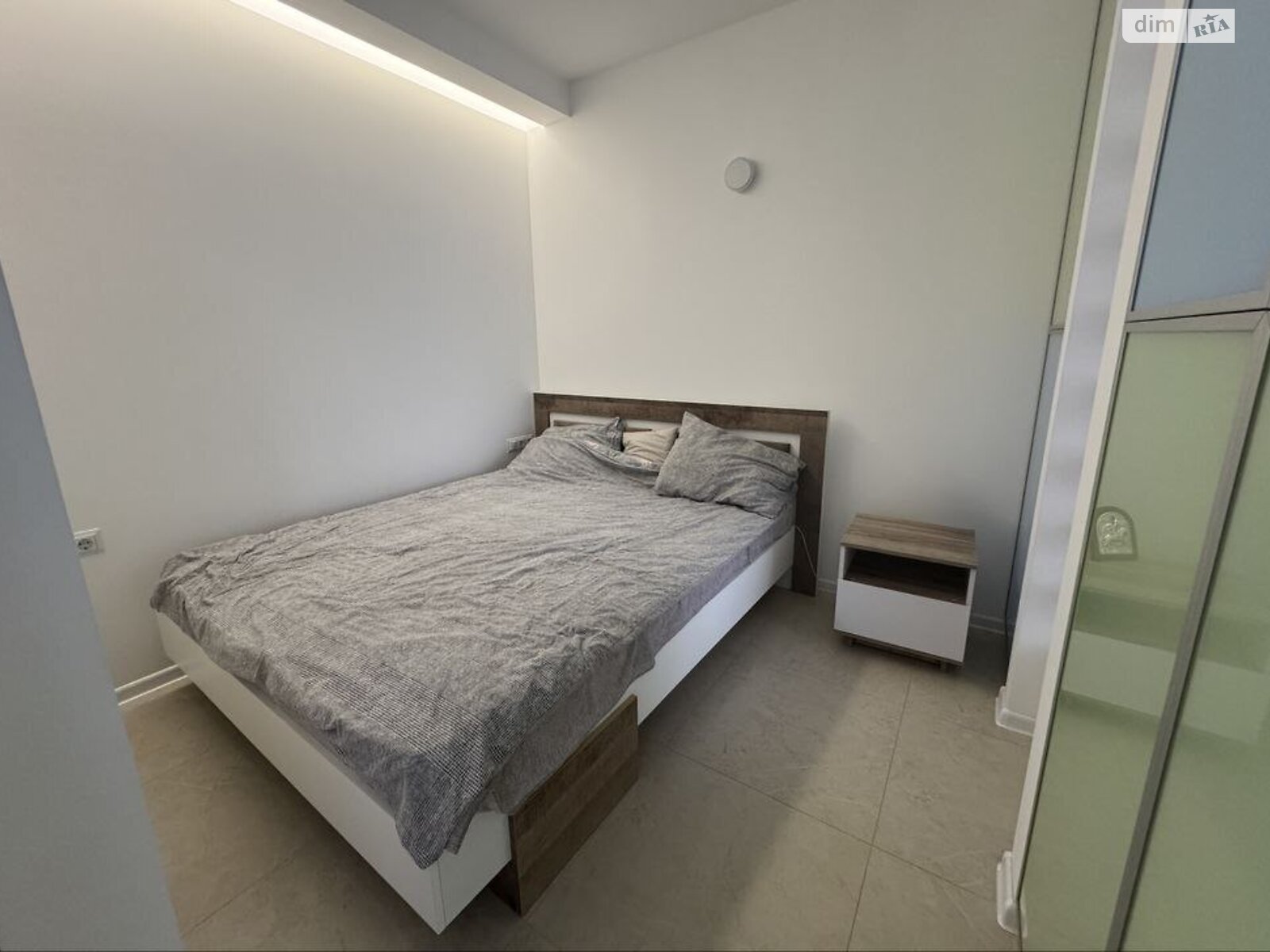 однокомнатная квартира в Слобожанском, на ул. Семейная 4 в аренду на долгий срок помесячно фото 1