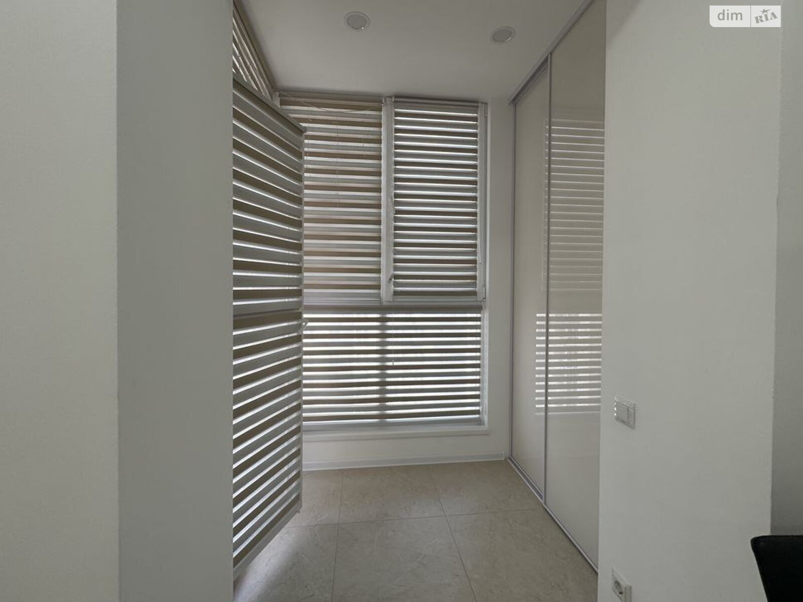 однокомнатная квартира в Слобожанском, на ул. Семейная 4 в аренду на долгий срок помесячно фото 1