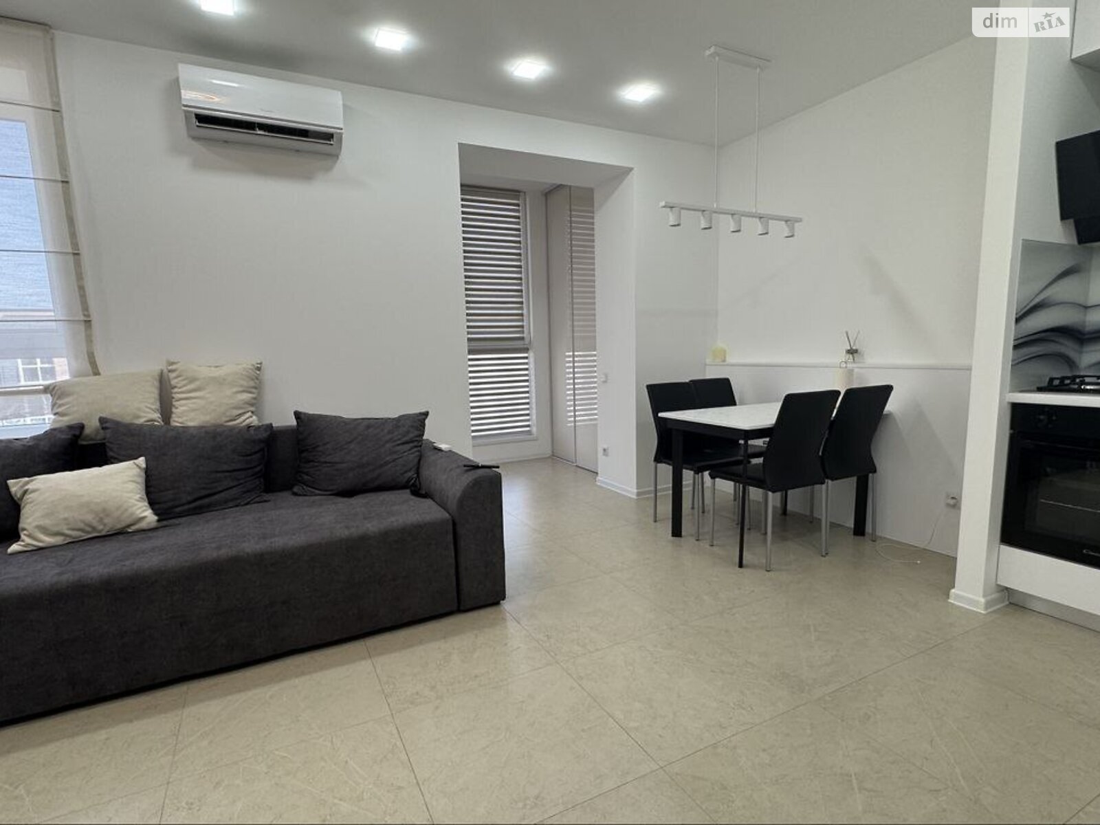 однокомнатная квартира в Слобожанском, на ул. Семейная 4 в аренду на долгий срок помесячно фото 1