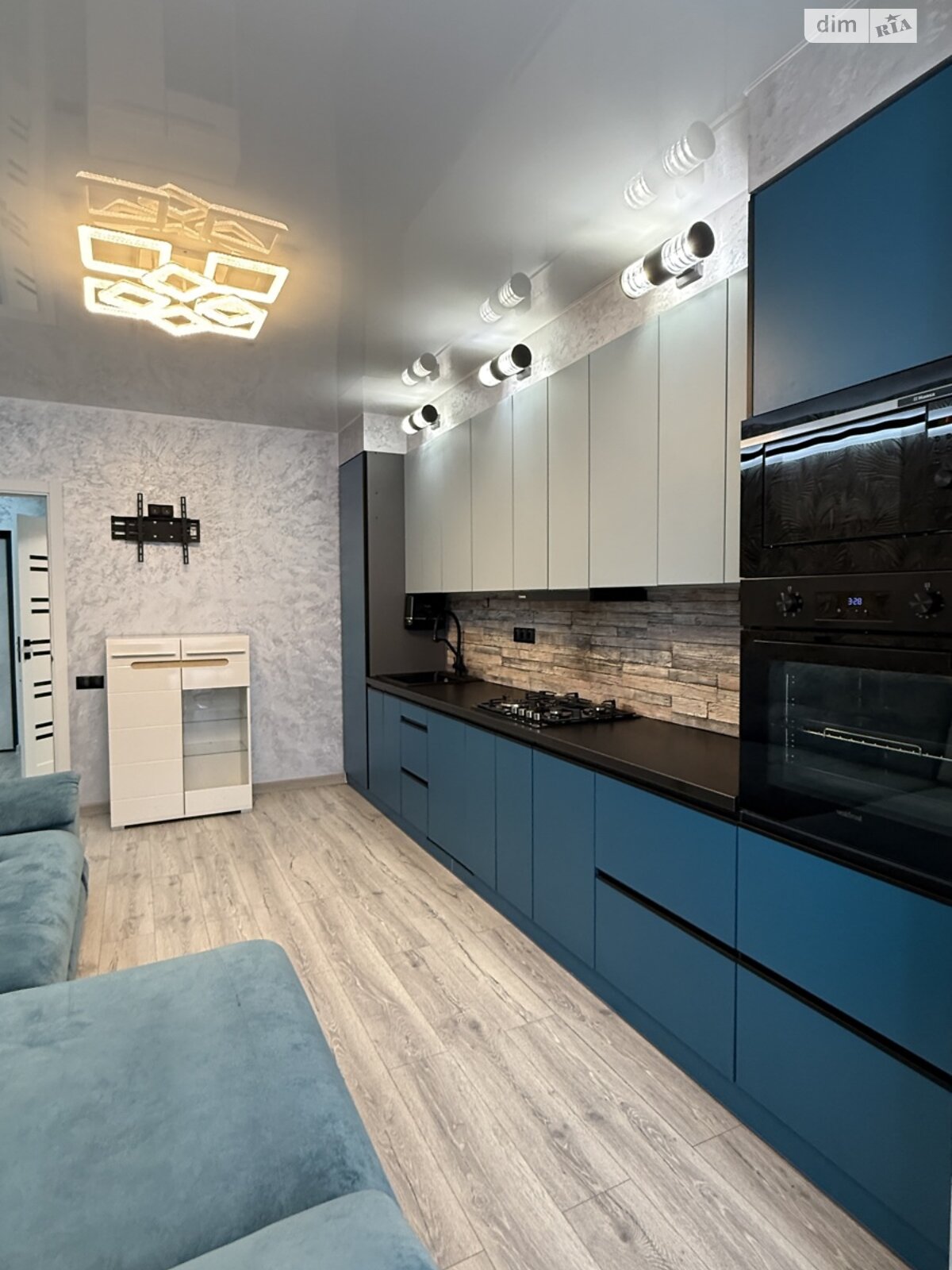 однокомнатная квартира в Слобожанском, на ул. Содружества 6 в аренду на долгий срок помесячно фото 1