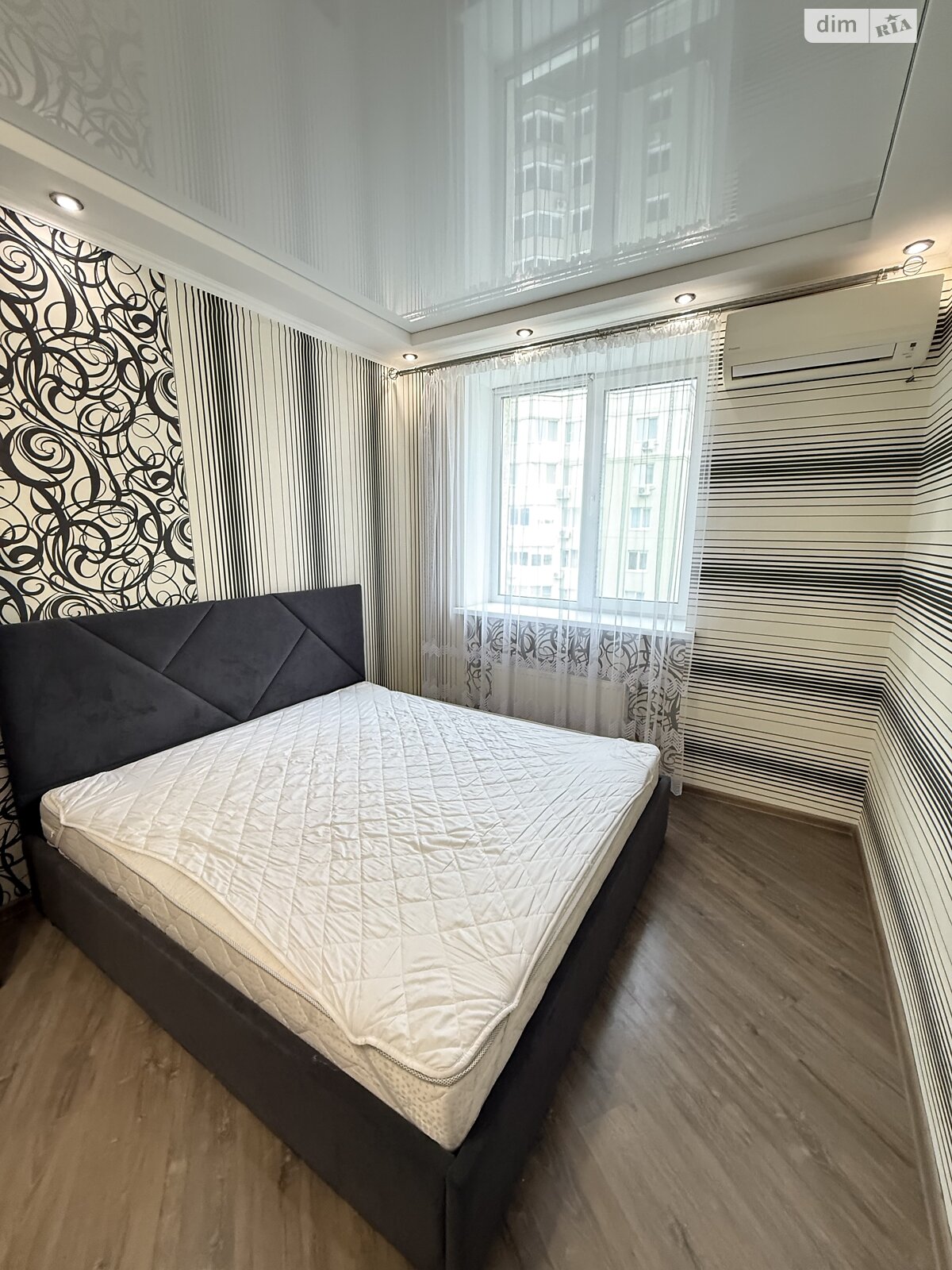 однокімнатна квартира в Софіївській Борщагівці, на вул. Боголюбова 10 в довготривалу оренду помісячно фото 1