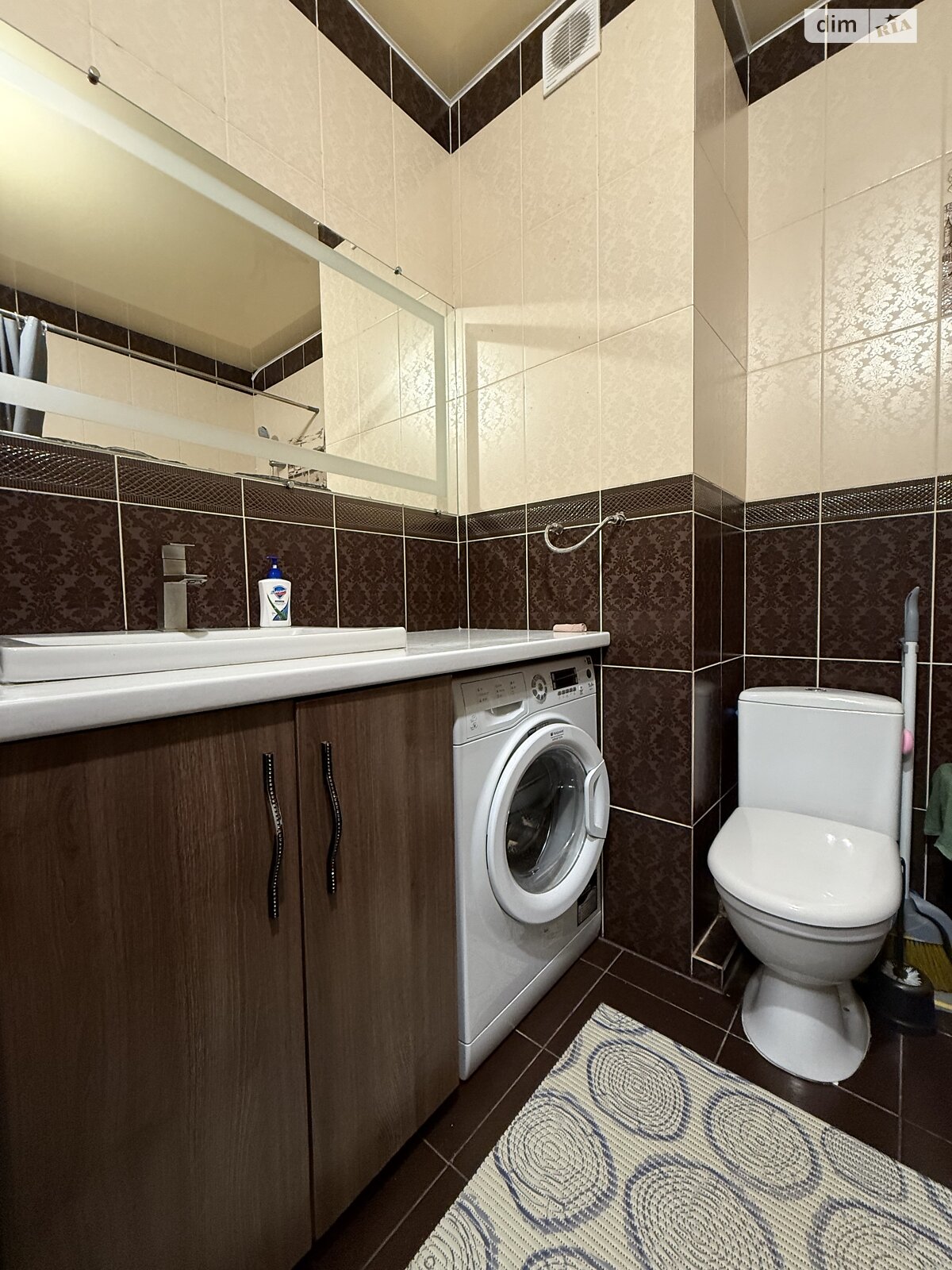 однокімнатна квартира в Софіївській Борщагівці, на вул. Боголюбова 10 в довготривалу оренду помісячно фото 1