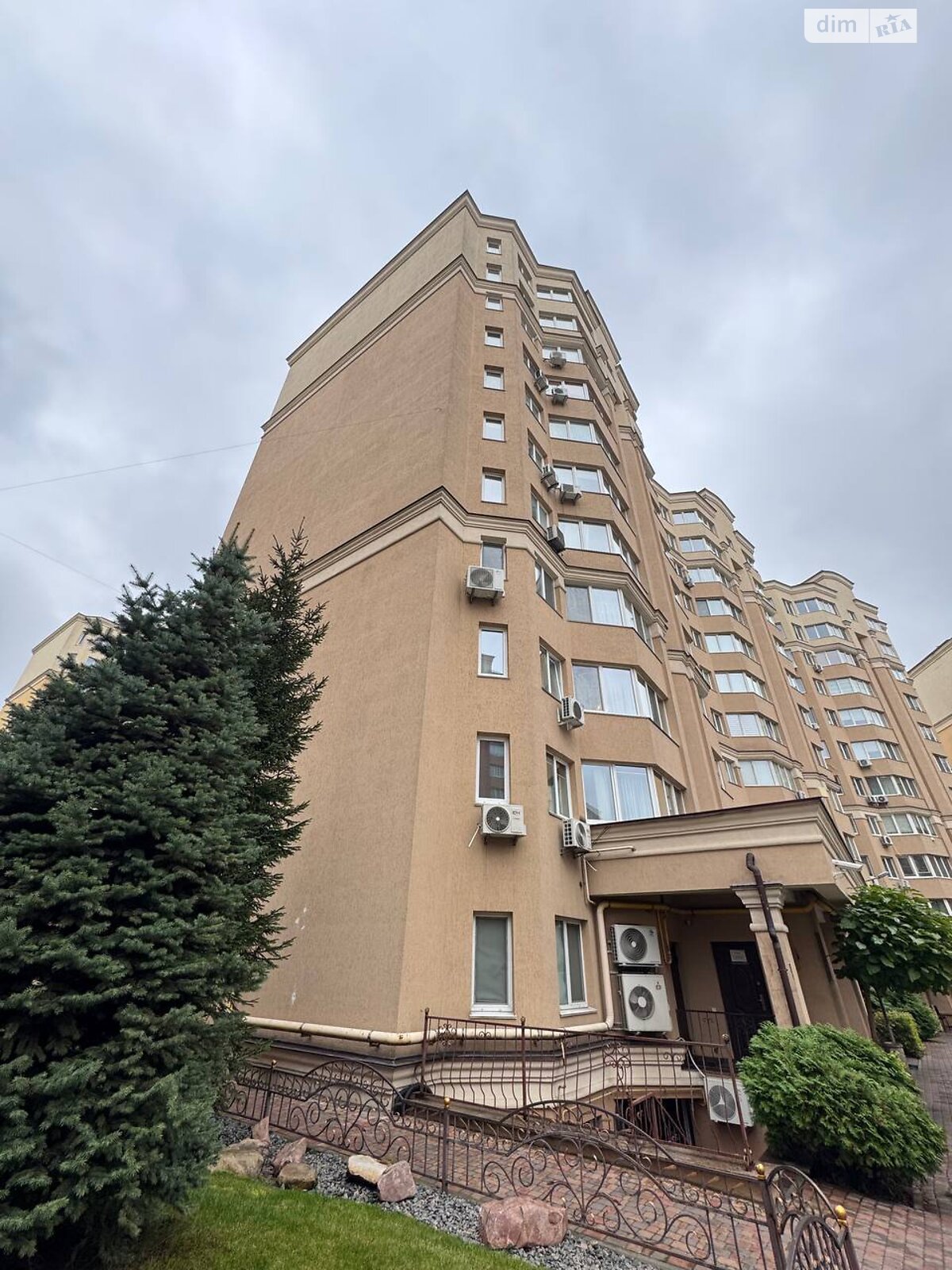 двухкомнатная квартира в Софиевской Борщаговке, на ул. Мира в аренду на долгий срок помесячно фото 1 двухкомнатная квартира в Софиевской Борщаговке, на ул. Мира в аренду на долгий срок помесячно фото 1