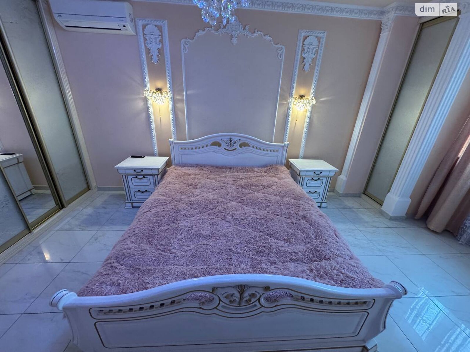 двухкомнатная квартира в Софиевской Борщаговке, на ул. Мира в аренду на долгий срок помесячно фото 1 двухкомнатная квартира в Софиевской Борщаговке, на ул. Мира в аренду на долгий срок помесячно фото 1