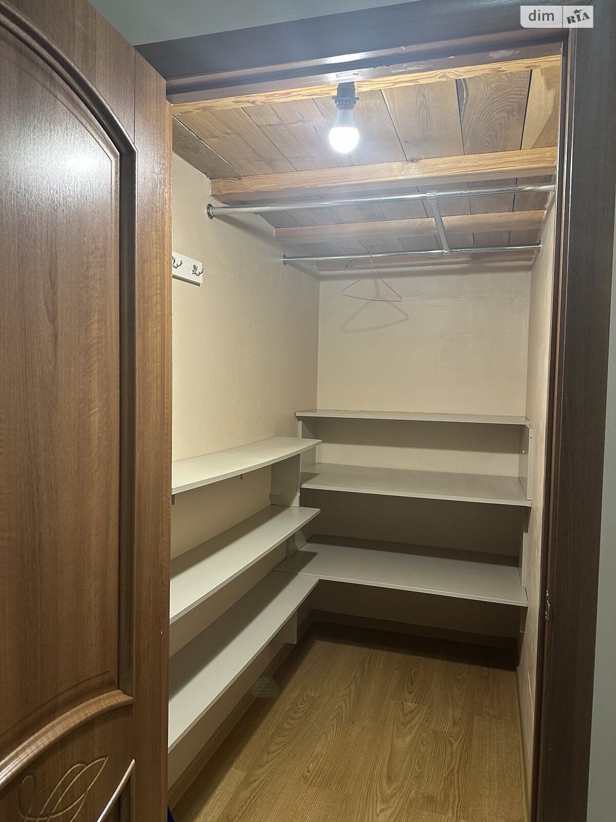 однокомнатная квартира в Софиевской Борщаговке, на ул. Счастливая 61 в аренду на долгий срок помесячно фото 1