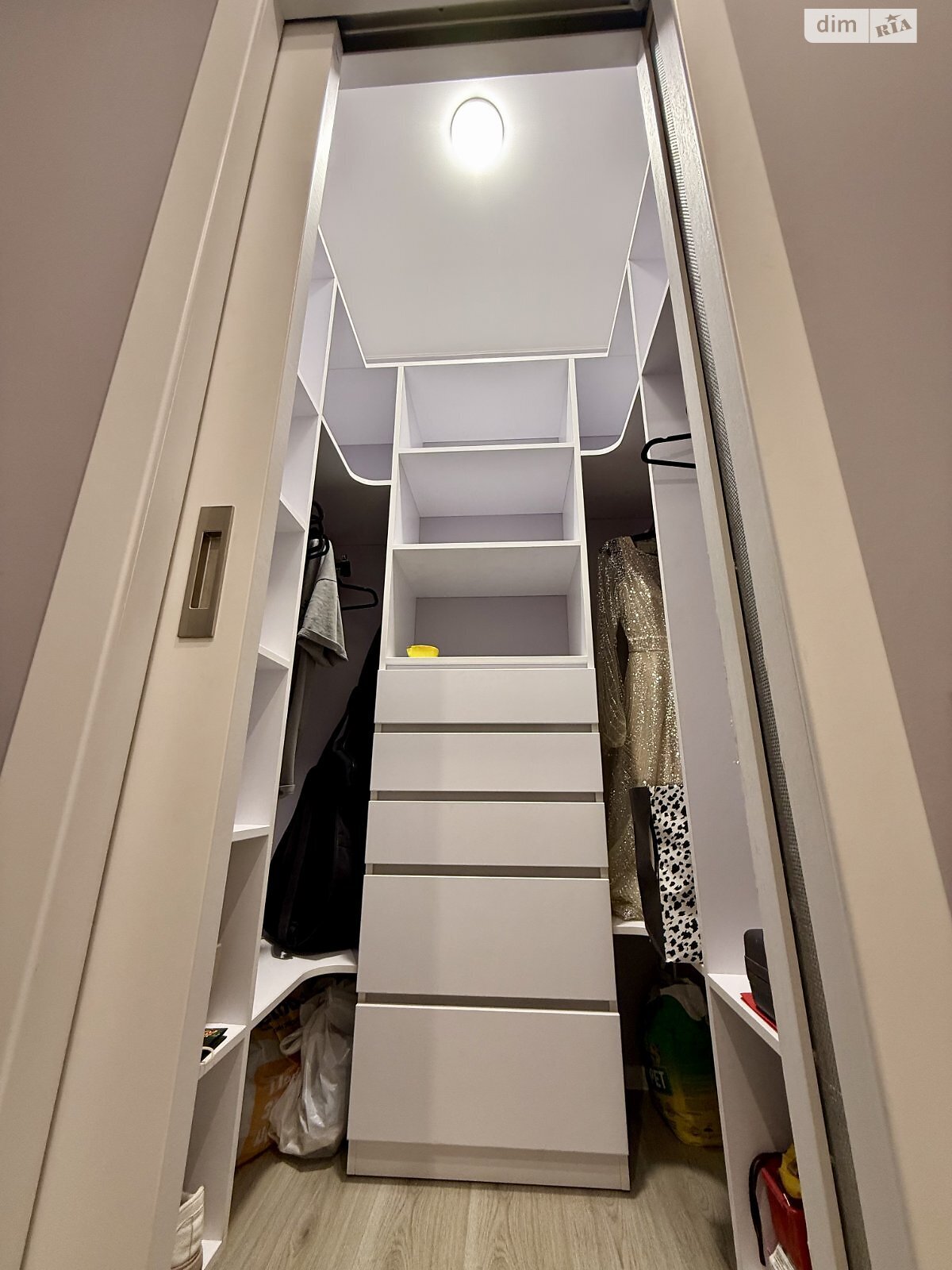 однокомнатная квартира в Софиевской Борщаговке, на ул. Соборная 105/6 в аренду на долгий срок помесячно фото 1 однокомнатная квартира в Софиевской Борщаговке, на ул. Соборная 105/6 в аренду на долгий срок помесячно фото 1