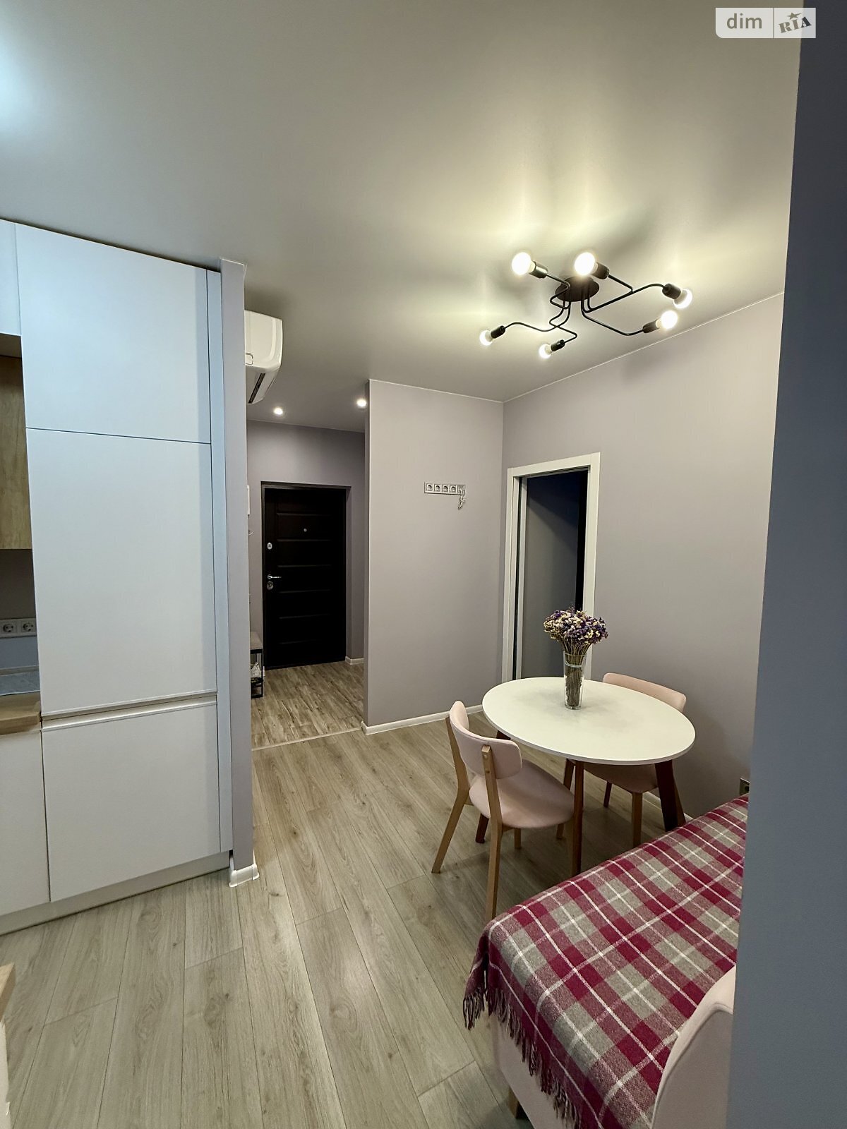 однокомнатная квартира в Софиевской Борщаговке, на ул. Соборная 105/6 в аренду на долгий срок помесячно фото 1 однокомнатная квартира в Софиевской Борщаговке, на ул. Соборная 105/6 в аренду на долгий срок помесячно фото 1