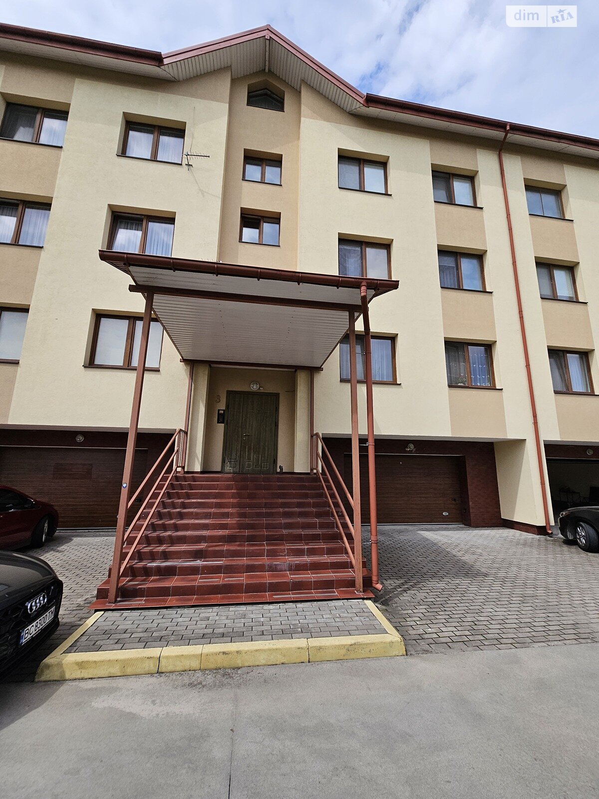 четырехкомнатная квартира в Сокольниках, на ул. Героев Майдана 2, кв. 4 в аренду на долгий срок помесячно фото 1 четырехкомнатная квартира в Сокольниках, на ул. Героев Майдана 2, кв. 4 в аренду на долгий срок помесячно фото 1