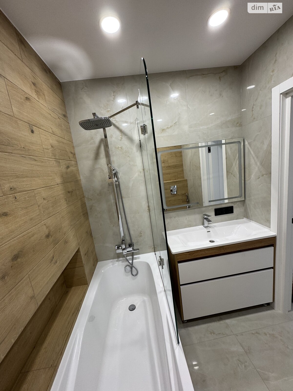 двокімнатна квартира в Сокільниках, на вул. Трускавецька 135, кв. 118 в довготривалу оренду помісячно фото 1