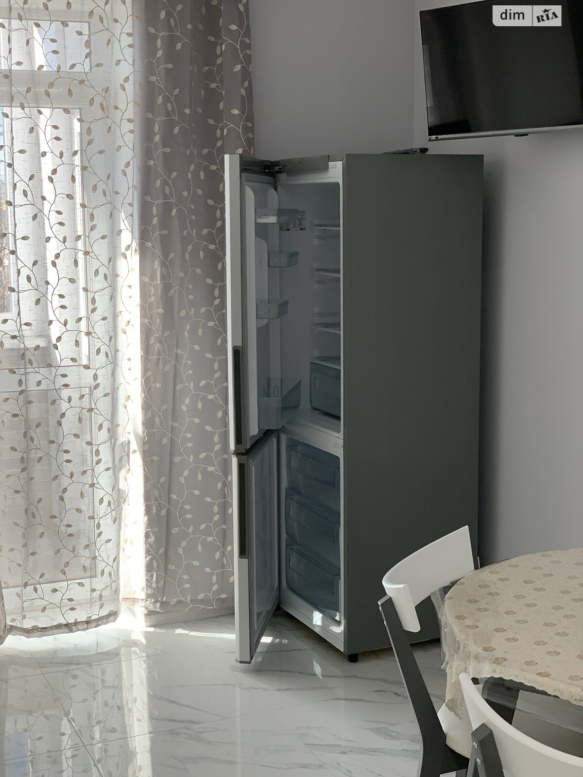 двухкомнатная квартира в Стрые, район Ланы Верхние, на ул. 1-го Ноября 17, кв. 5 в аренду на долгий срок помесячно фото 1 двухкомнатная квартира в Стрые, район Ланы Верхние, на ул. 1-го Ноября 17, кв. 5 в аренду на долгий срок помесячно фото 1