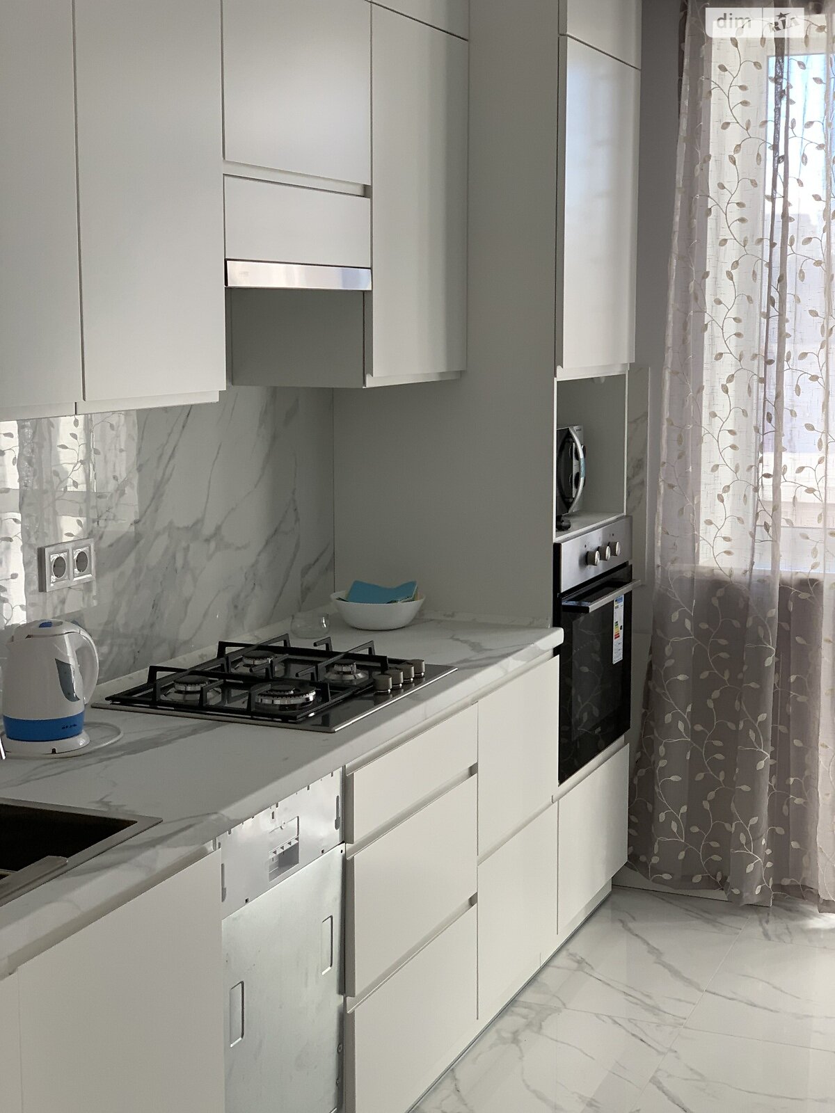 двухкомнатная квартира в Стрые, район Ланы Верхние, на ул. 1-го Ноября 17, кв. 5 в аренду на долгий срок помесячно фото 1 двухкомнатная квартира в Стрые, район Ланы Верхние, на ул. 1-го Ноября 17, кв. 5 в аренду на долгий срок помесячно фото 1