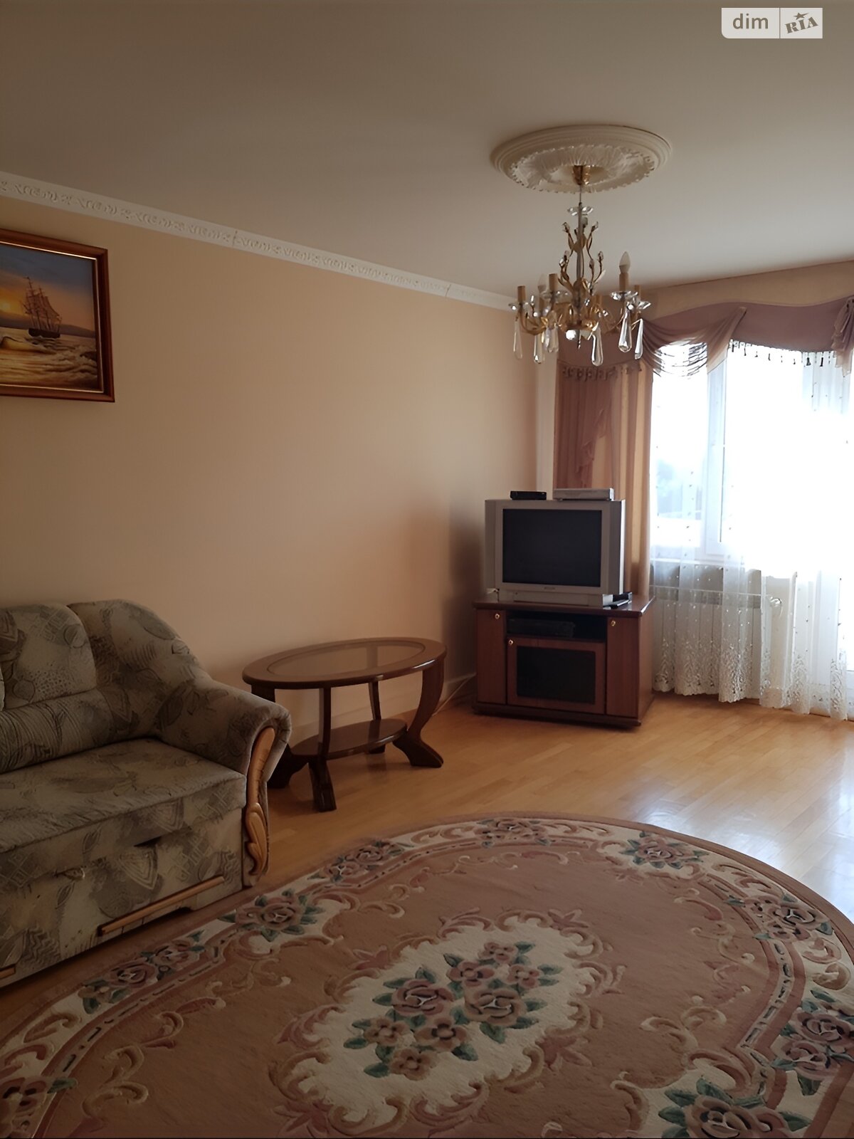 трикімнатна квартира з меблями в Дулібах, на вул. Заводська 3 в довготривалу оренду помісячно фото 1 трикімнатна квартира з меблями в Дулібах, на вул. Заводська 3 в довготривалу оренду помісячно фото 1