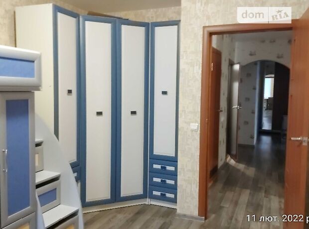 трехкомнатная квартира с мебелью в Сумах, район 12-й микрорайон, на ул. Интернационалистов 41а в аренду на долгий срок помесячно фото 1 трехкомнатная квартира с мебелью в Сумах, район 12-й микрорайон, на ул. Интернационалистов 41а в аренду на долгий срок помесячно фото 1