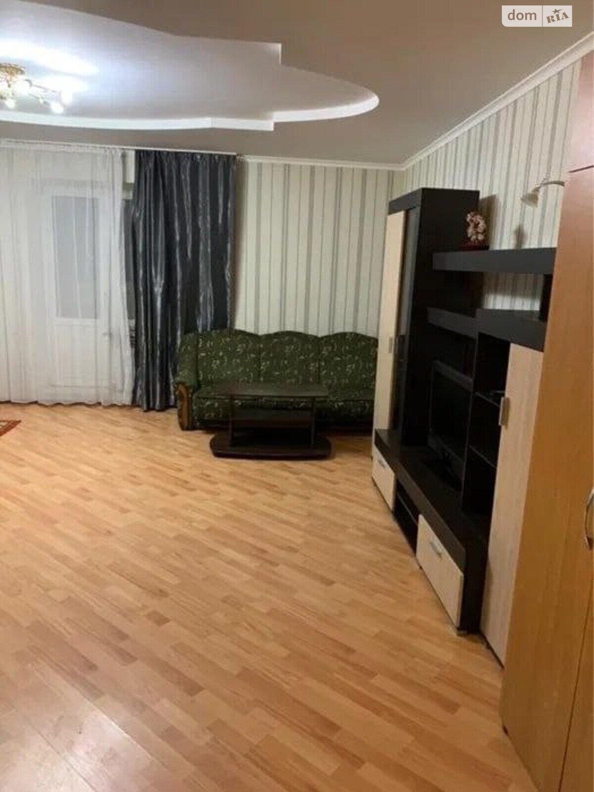 трикімнатна квартира в Сумах, на вул. Герасима Кондратьєва в довготривалу оренду помісячно фото 1 трикімнатна квартира в Сумах, на вул. Герасима Кондратьєва в довготривалу оренду помісячно фото 1