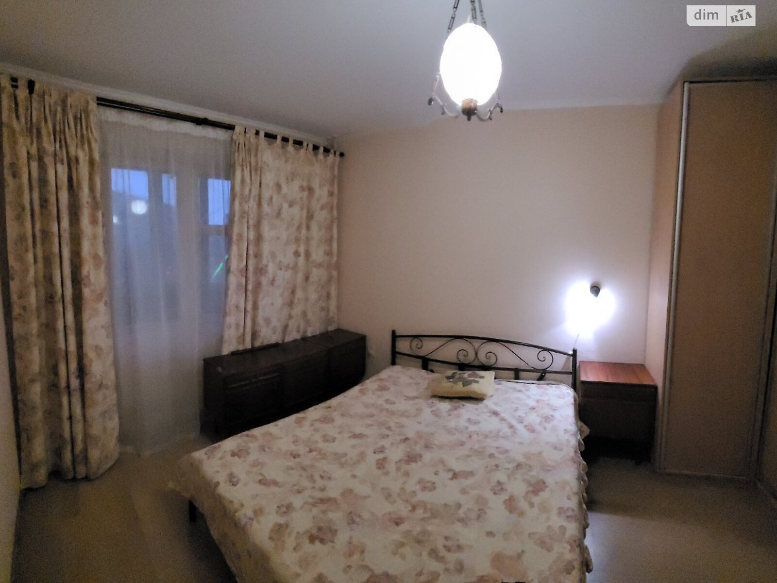 трехкомнатная квартира в Сумах, район Заречный, на просп. Михаила Лушпы 49 в аренду на долгий срок помесячно фото 1