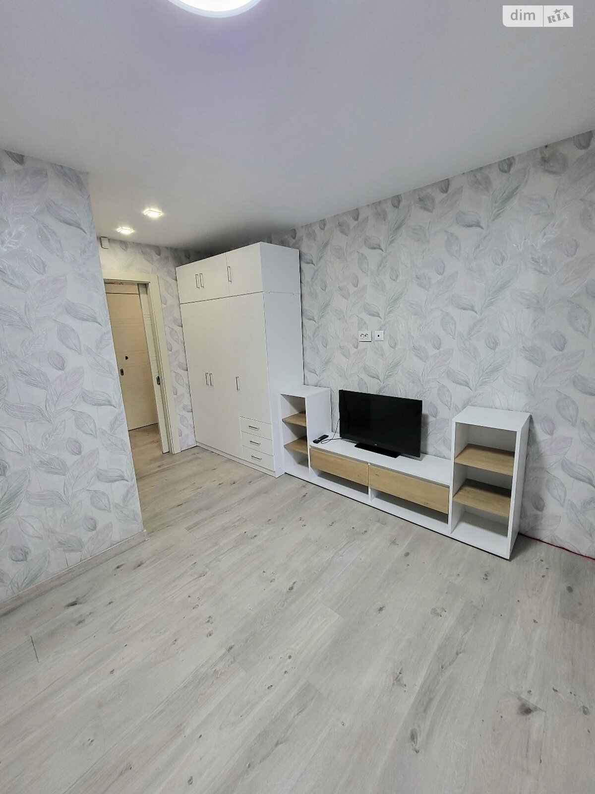 трехкомнатная квартира в Сумах, район Заречный, на ул. Табалы Сергия (Севера) 70-1 в аренду на долгий срок помесячно фото 1