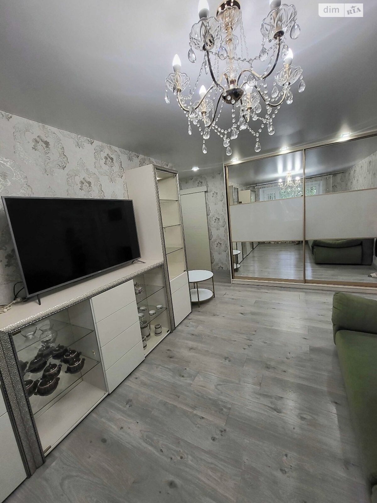 трехкомнатная квартира в Сумах, район Заречный, на ул. Табалы Сергия (Севера) 70-1 в аренду на долгий срок помесячно фото 1