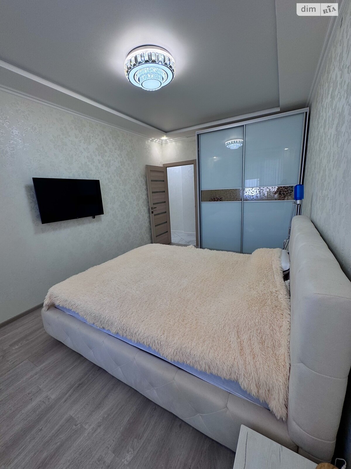 двокімнатна квартира в Одесі, на вул. Люстдорфська дорога 100Б в довготривалу оренду помісячно фото 1 двокімнатна квартира в Одесі, на вул. Люстдорфська дорога 100Б в довготривалу оренду помісячно фото 1