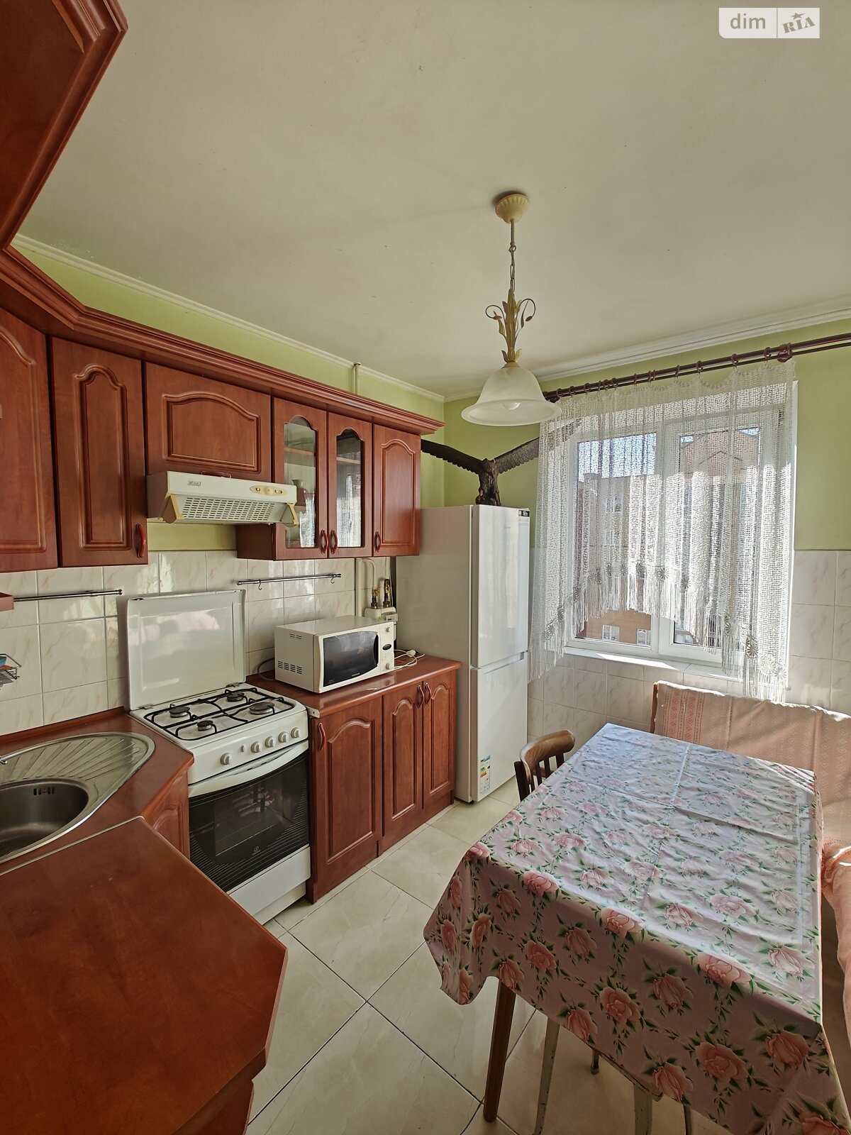 двухкомнатная квартира в Тернополе, район Аляска, на бул. Кулиша Пантелеймона 4 в аренду на долгий срок помесячно фото 1