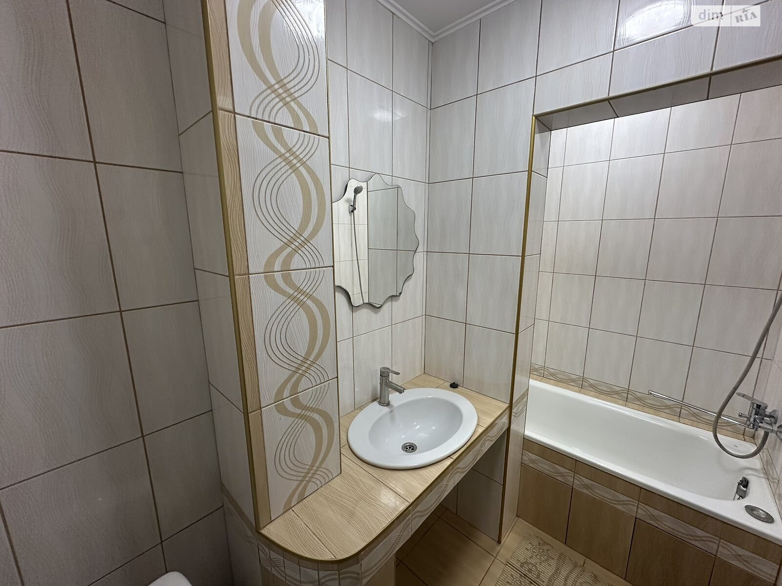 двокімнатна квартира з ремонтом в Тернополі, район Аляска, на вул. Овочева в довготривалу оренду помісячно фото 1 двокімнатна квартира з ремонтом в Тернополі, район Аляска, на вул. Овочева в довготривалу оренду помісячно фото 1