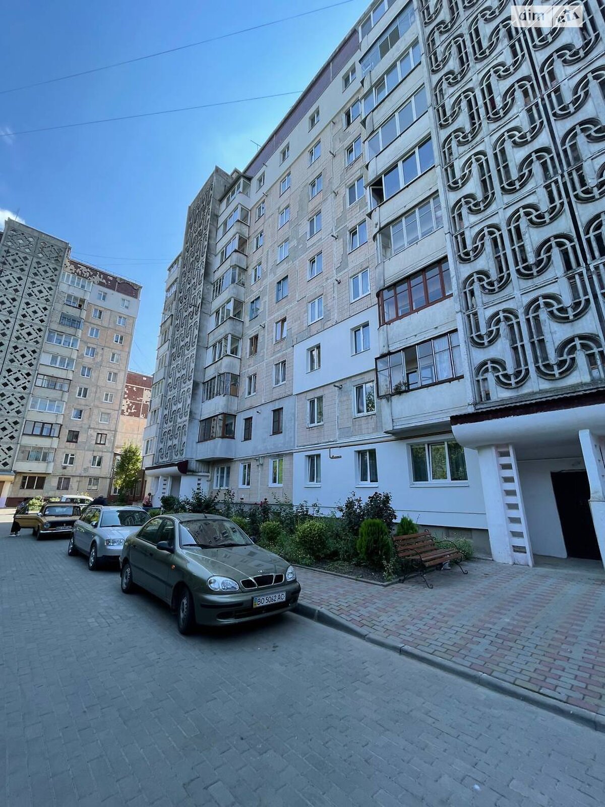 однокомнатная квартира с мебелью в Тернополе, район Аляска, на ул. Симоненко Василия в аренду на долгий срок помесячно фото 1 однокомнатная квартира с мебелью в Тернополе, район Аляска, на ул. Симоненко Василия в аренду на долгий срок помесячно фото 1
