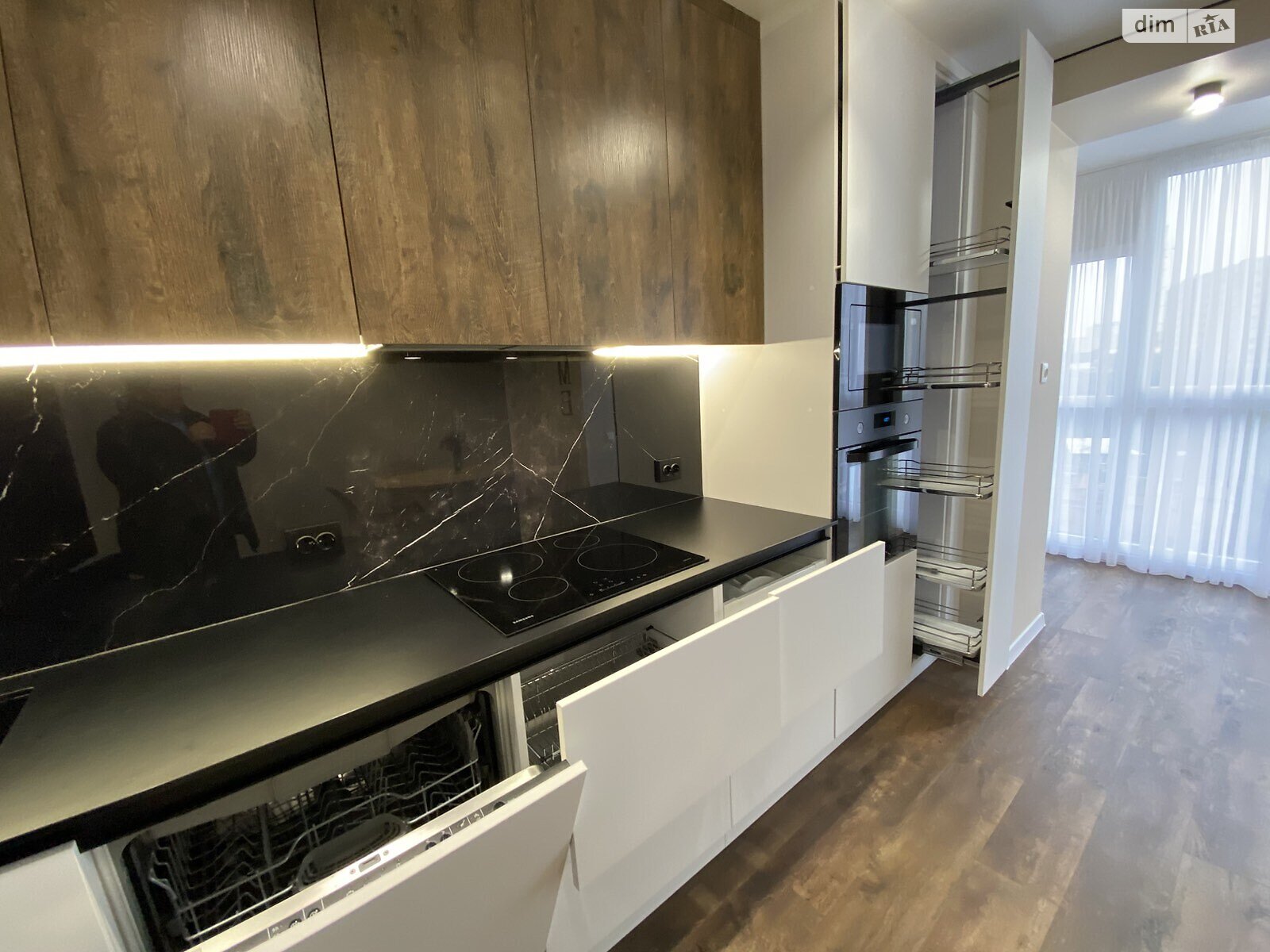 двокімнатна квартира з меблями в Тернополі, район Аляска, на вул. Володимира Великого в довготривалу оренду помісячно фото 1