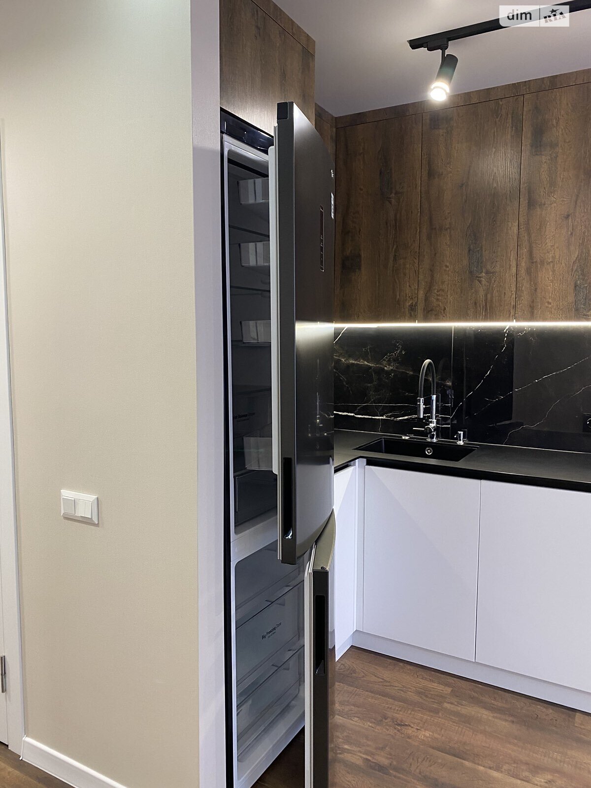 двокімнатна квартира з меблями в Тернополі, район Аляска, на вул. Володимира Великого в довготривалу оренду помісячно фото 1