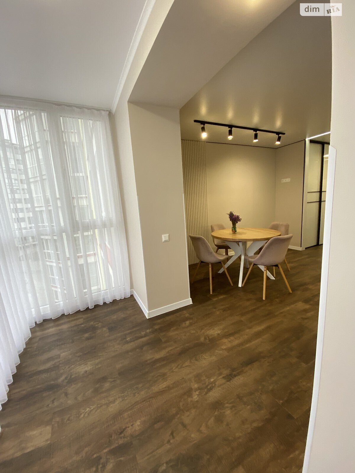 двокімнатна квартира з меблями в Тернополі, район Аляска, на вул. Володимира Великого в довготривалу оренду помісячно фото 1