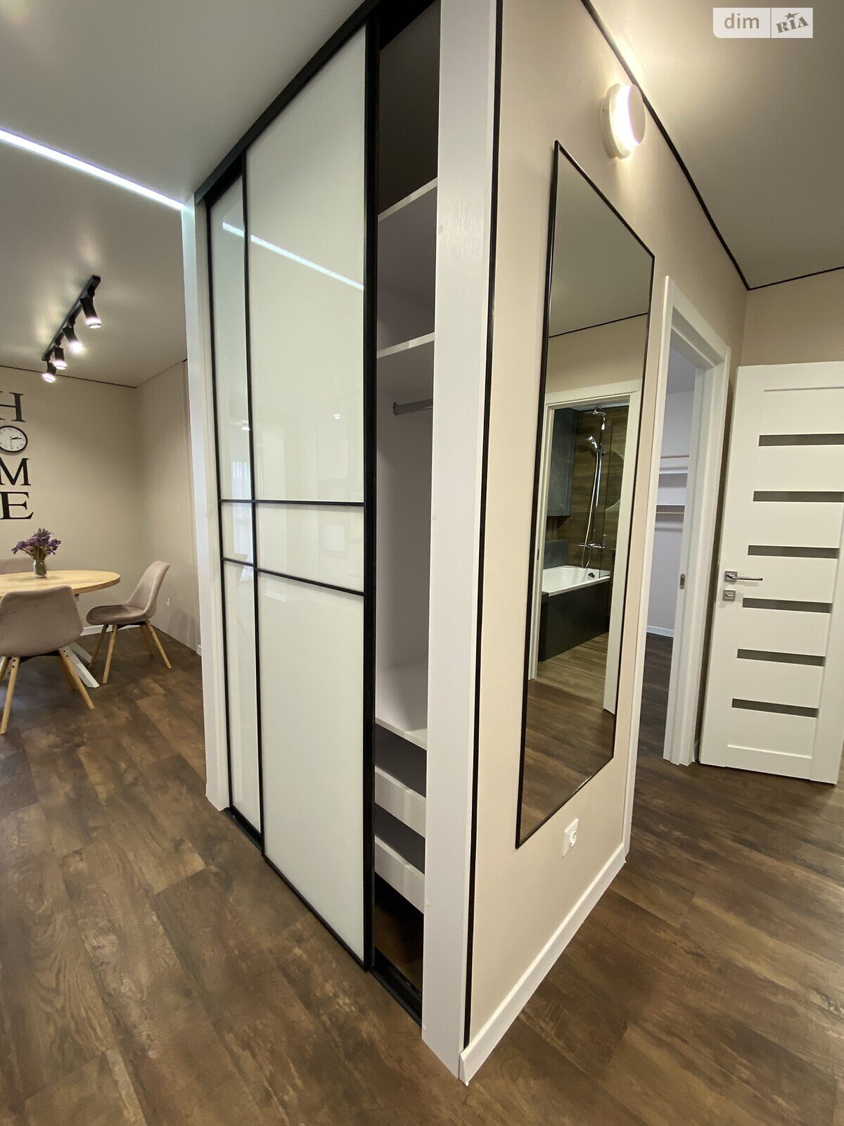 двокімнатна квартира з меблями в Тернополі, район Аляска, на вул. Володимира Великого в довготривалу оренду помісячно фото 1