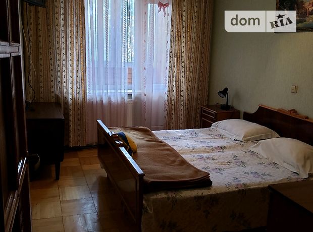 трехкомнатная квартира в Тернополе, район Бам, на ул. 15-го Апреля в аренду на долгий срок помесячно фото 1 трехкомнатная квартира в Тернополе, район Бам, на ул. 15-го Апреля в аренду на долгий срок помесячно фото 1