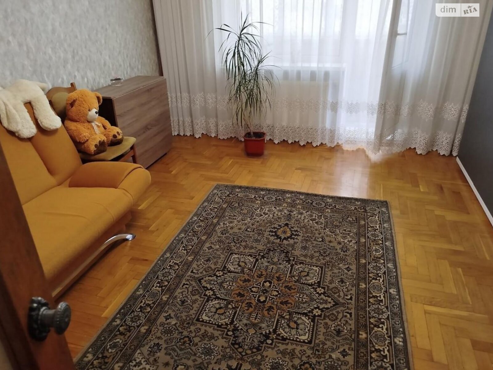 двокімнатна квартира в Тернополі, район Бам, на вул. 15-го Квітня 15 в довготривалу оренду помісячно фото 1 двокімнатна квартира в Тернополі, район Бам, на вул. 15-го Квітня 15 в довготривалу оренду помісячно фото 1