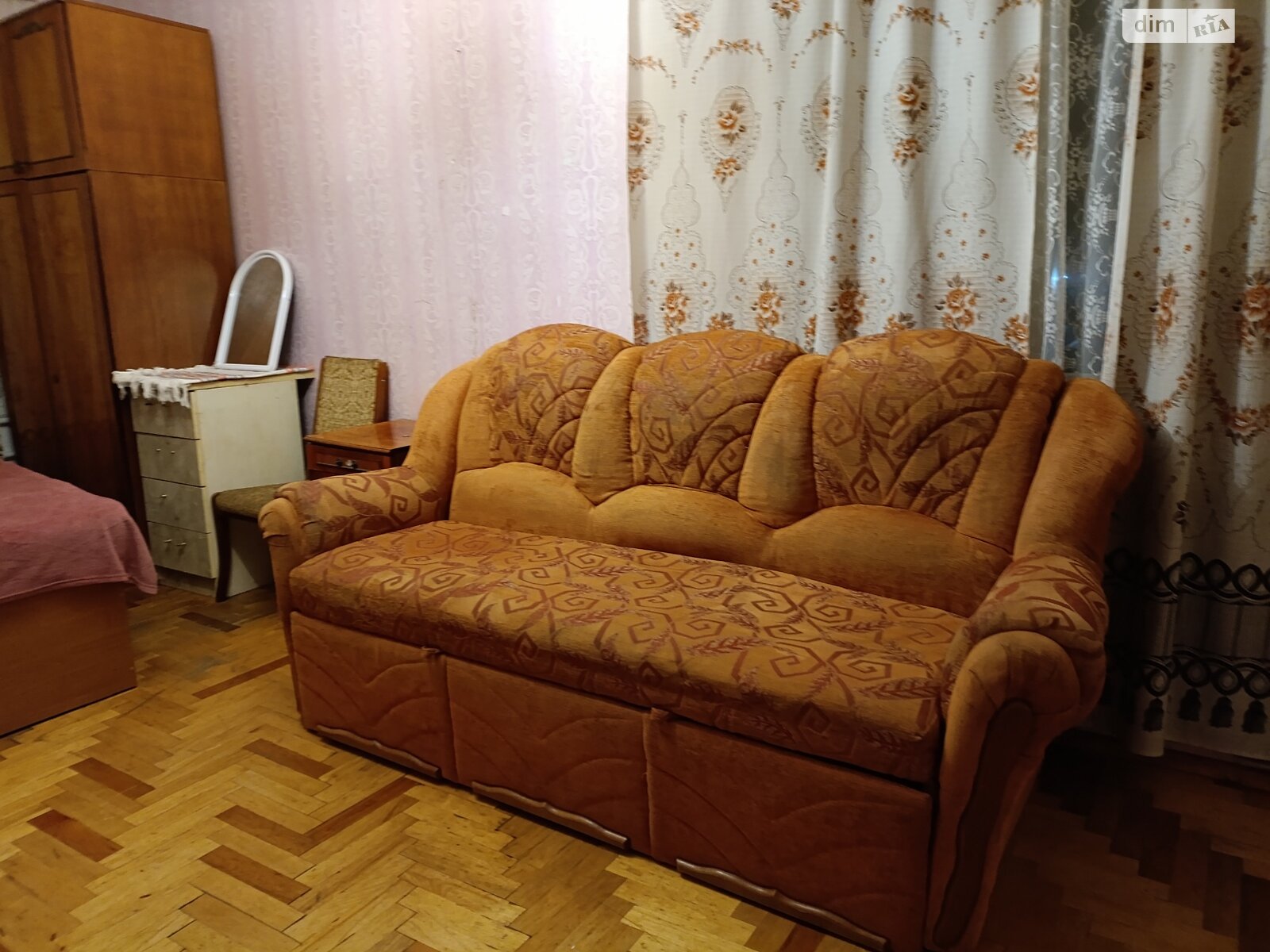 однокімнатна квартира з меблями в Тернополі, район Бам, на вул. 15-го Квітня в довготривалу оренду помісячно фото 1