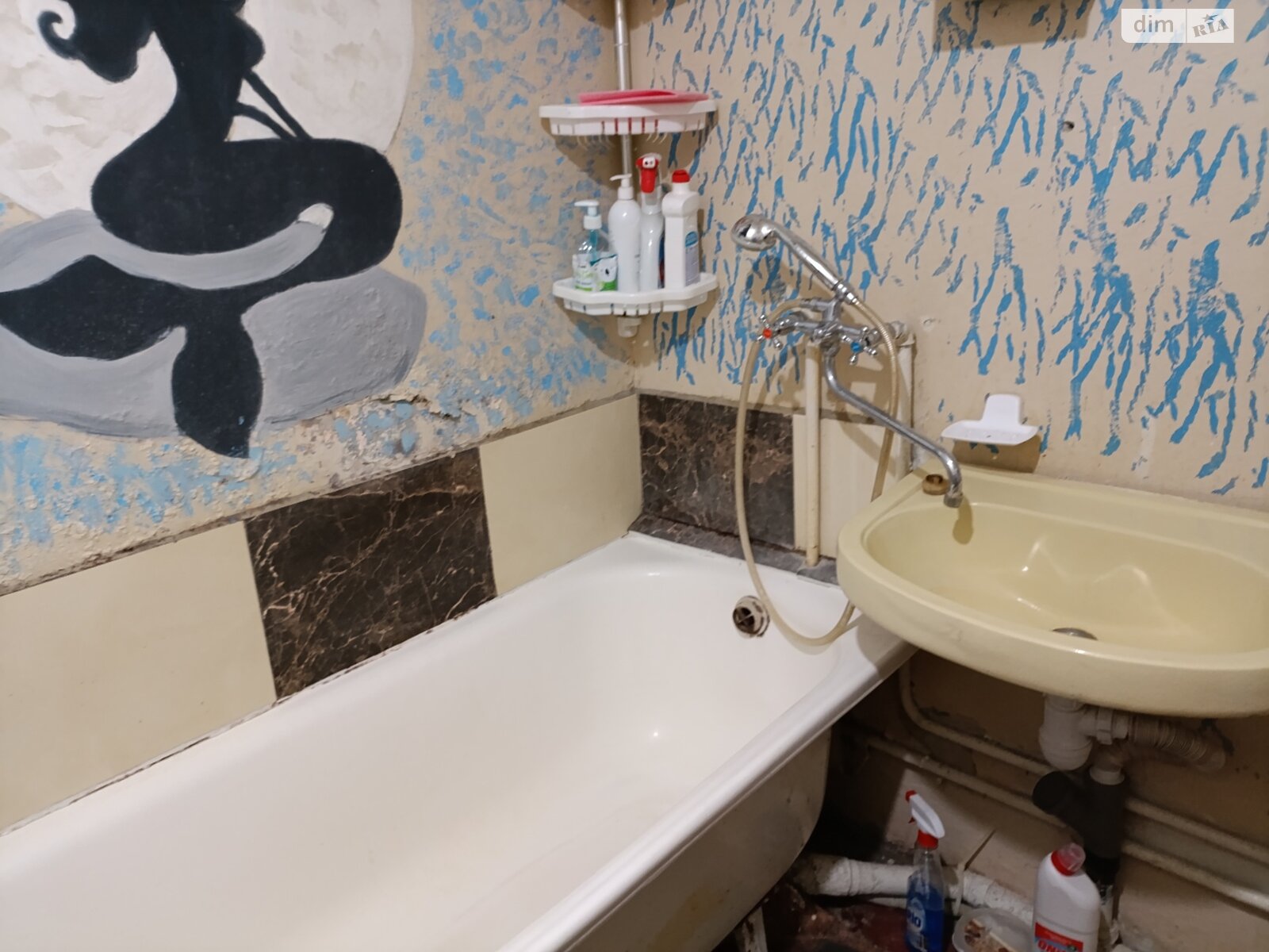 однокімнатна квартира з меблями в Тернополі, район Бам, на вул. 15-го Квітня в довготривалу оренду помісячно фото 1