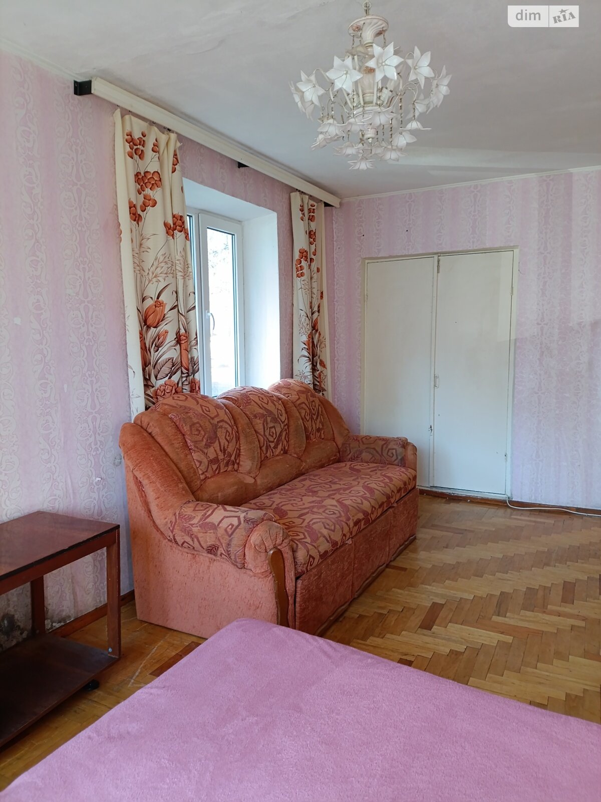 однокімнатна квартира з меблями в Тернополі, район Бам, на вул. 15-го Квітня в довготривалу оренду помісячно фото 1