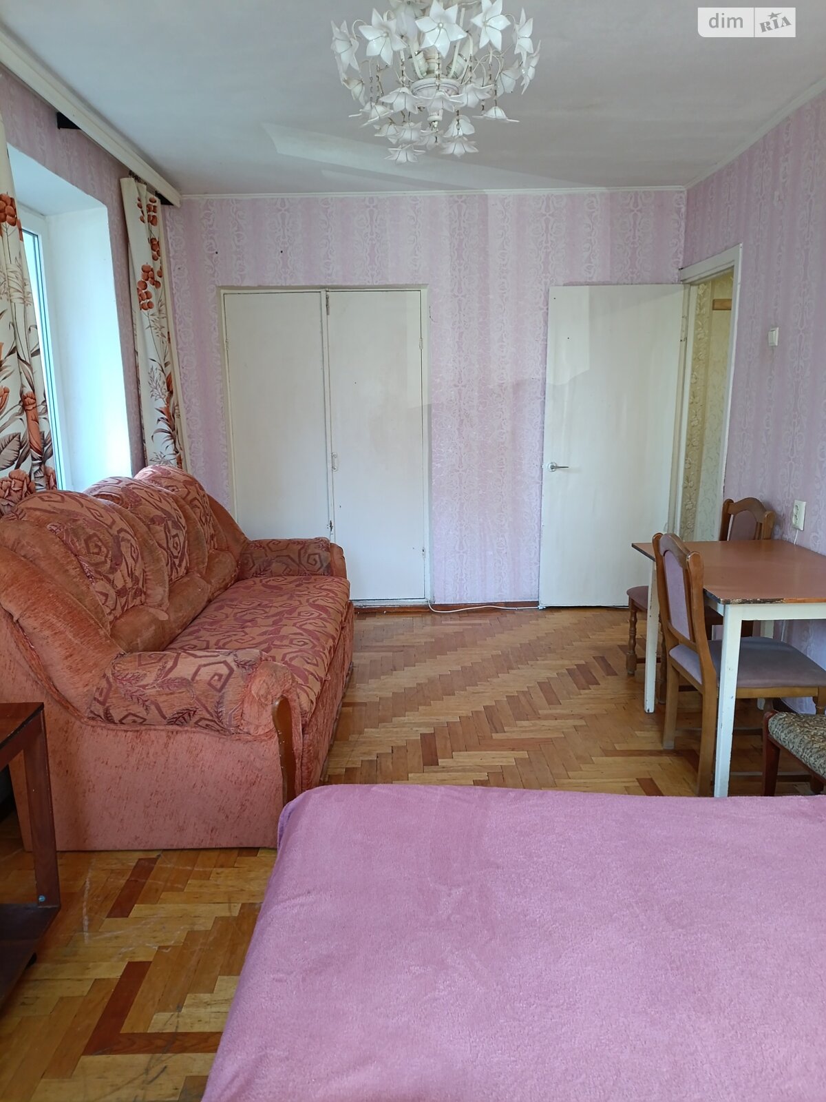 однокімнатна квартира з меблями в Тернополі, район Бам, на вул. 15-го Квітня в довготривалу оренду помісячно фото 1