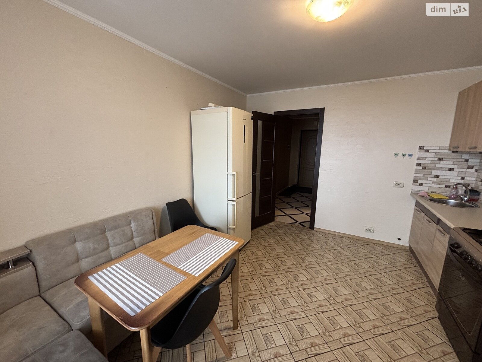 однокомнатная квартира в Тернополе, район Бам, на ул. Академика Сергея Королева в аренду на долгий срок помесячно фото 1