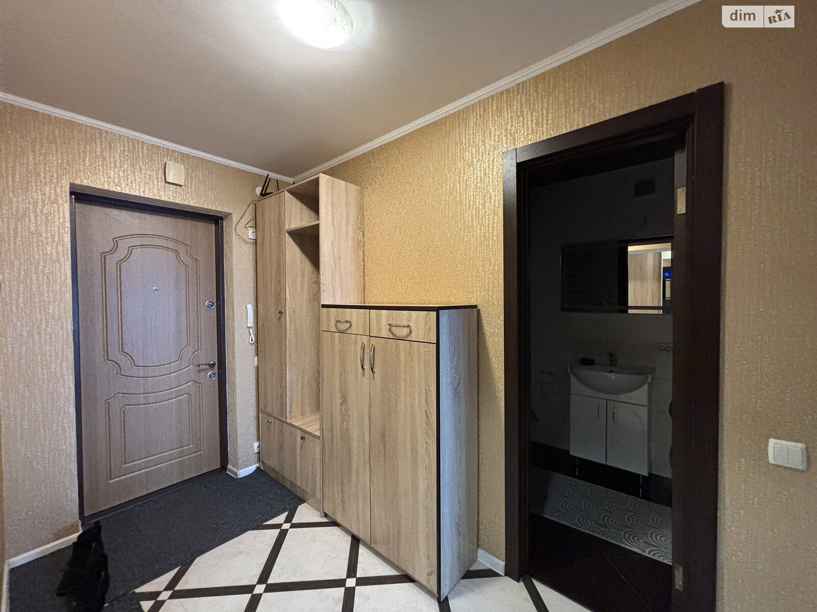 однокомнатная квартира в Тернополе, район Бам, на ул. Академика Сергея Королева в аренду на долгий срок помесячно фото 1