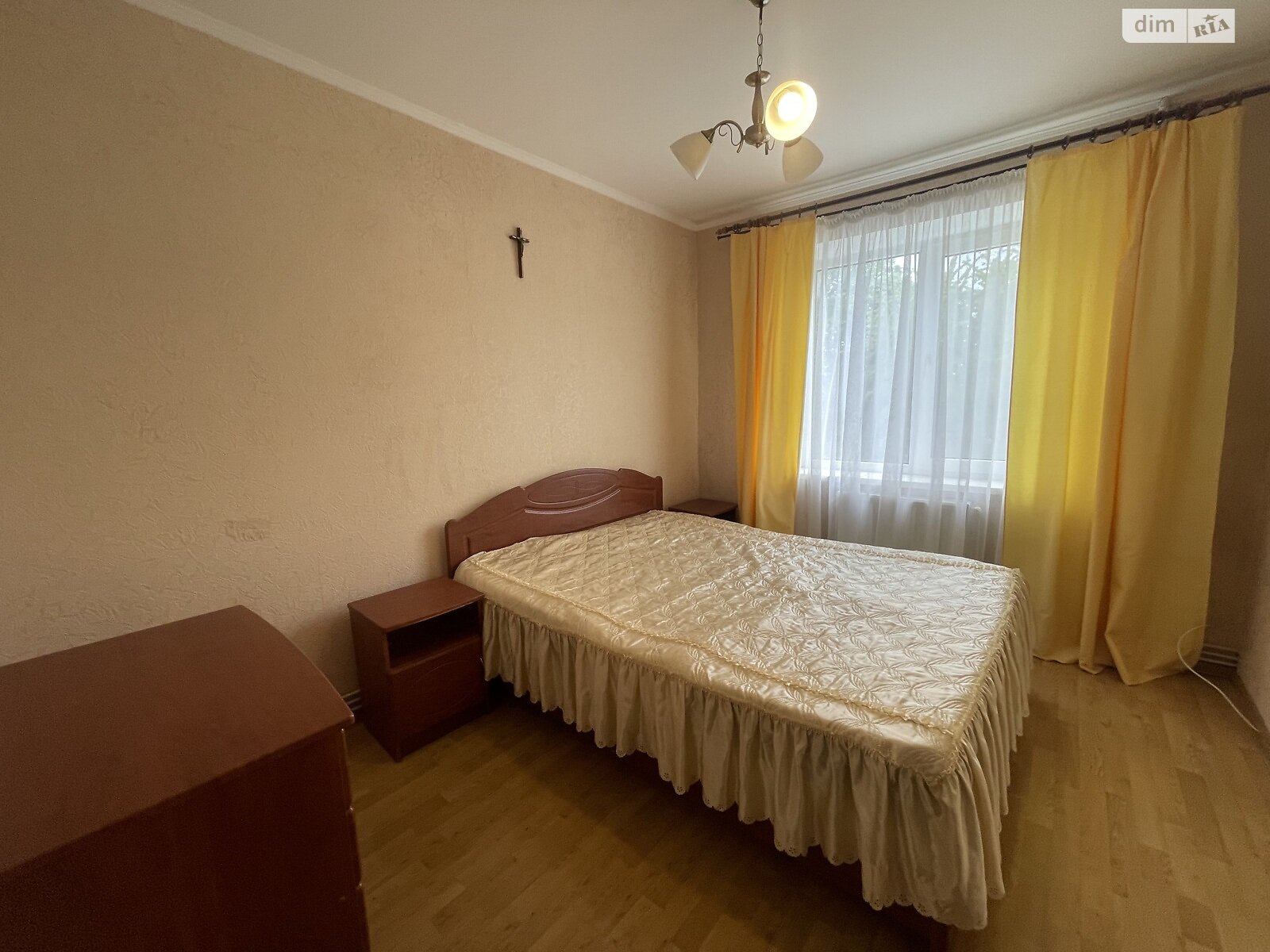 трикімнатна квартира в Тернополі, район Бам, на вул. Бойчуків Братів в довготривалу оренду помісячно фото 1 трикімнатна квартира в Тернополі, район Бам, на вул. Бойчуків Братів в довготривалу оренду помісячно фото 1