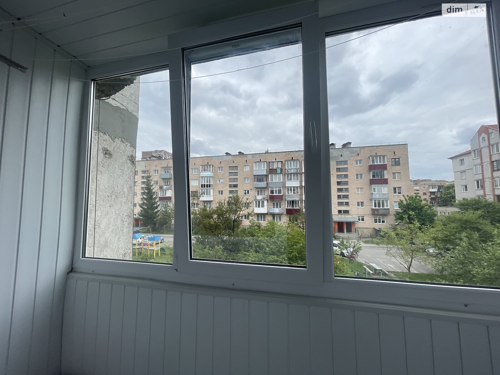 трикімнатна квартира в Тернополі, район Бам, на вул. Бойчуків Братів в довготривалу оренду помісячно фото 1 трикімнатна квартира в Тернополі, район Бам, на вул. Бойчуків Братів в довготривалу оренду помісячно фото 1