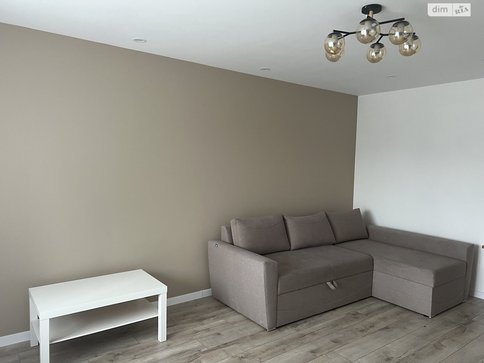 двухкомнатная квартира в Тернополе, район Бам, на ул. Галицкая в аренду на долгий срок помесячно фото 1 двухкомнатная квартира в Тернополе, район Бам, на ул. Галицкая в аренду на долгий срок помесячно фото 1