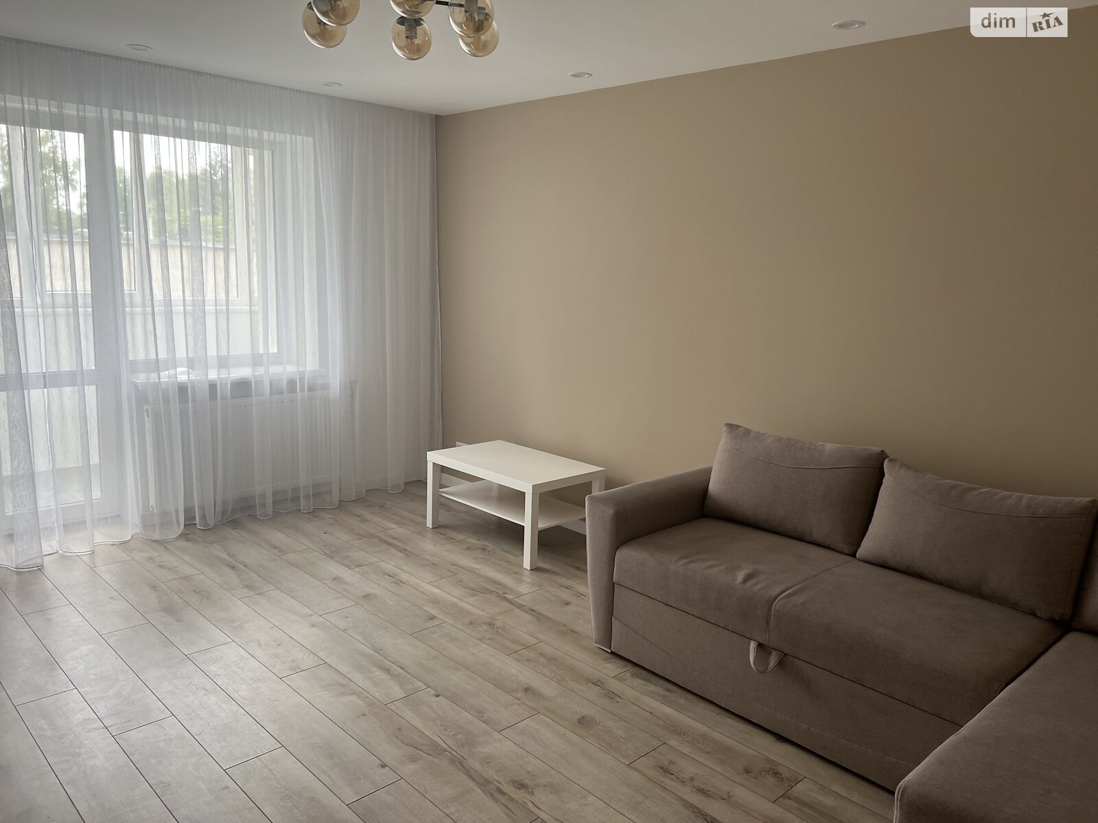 двухкомнатная квартира в Тернополе, район Бам, на ул. Галицкая в аренду на долгий срок помесячно фото 1 двухкомнатная квартира в Тернополе, район Бам, на ул. Галицкая в аренду на долгий срок помесячно фото 1