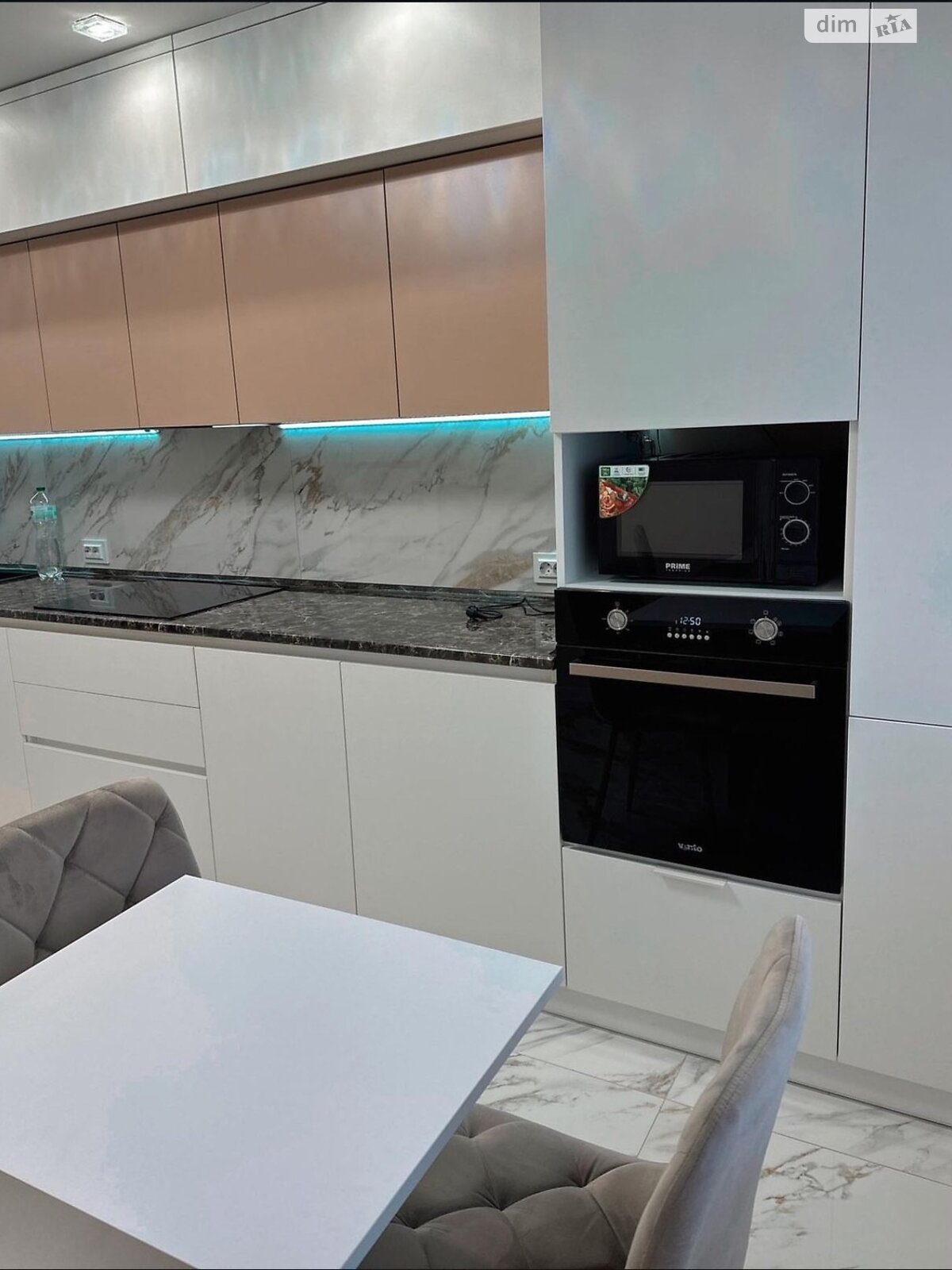 двухкомнатная квартира в Тернополе, район Бам, на пер. Генерала Мирона Тарнавского в аренду на долгий срок помесячно фото 1 двухкомнатная квартира в Тернополе, район Бам, на пер. Генерала Мирона Тарнавского в аренду на долгий срок помесячно фото 1