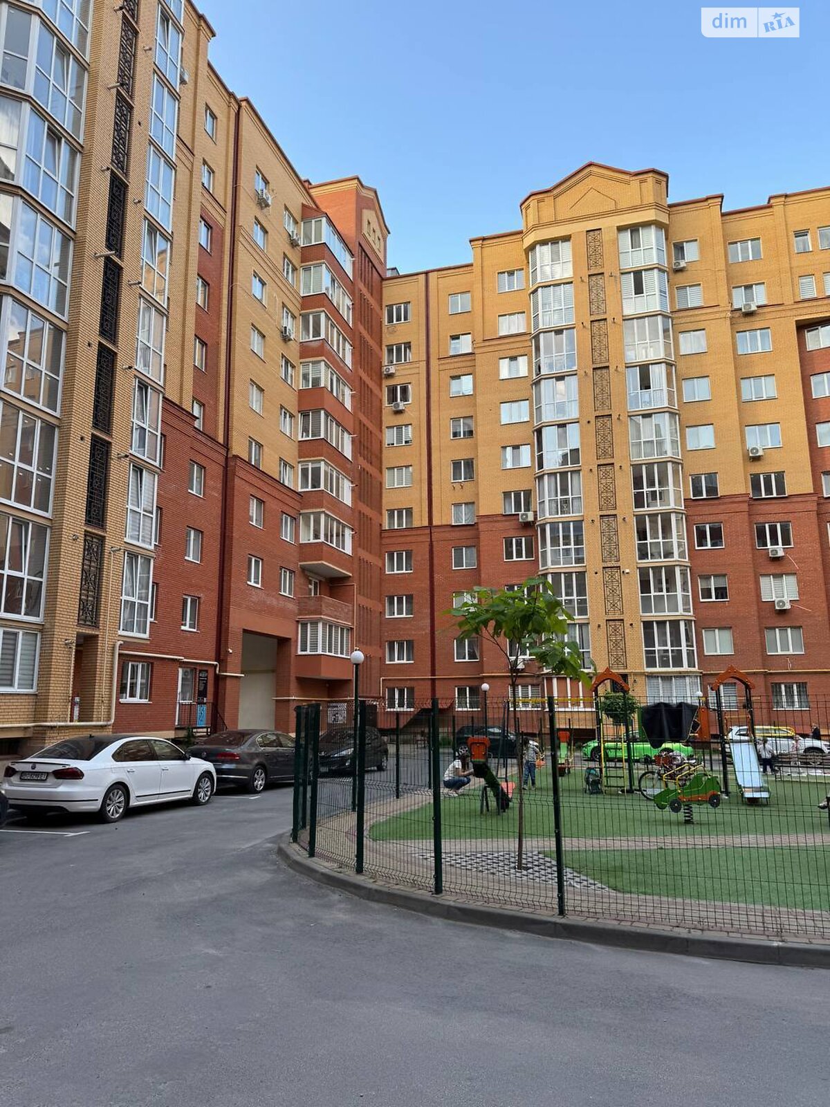 двокімнатна квартира в Тернополі, район Бам, на вул. Генерала Мирона Тарнавського 38 в довготривалу оренду помісячно фото 1 двокімнатна квартира в Тернополі, район Бам, на вул. Генерала Мирона Тарнавського 38 в довготривалу оренду помісячно фото 1