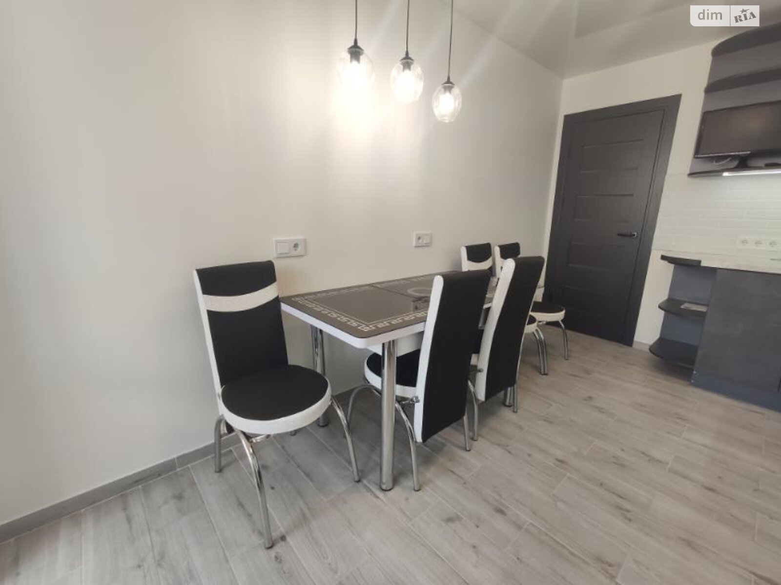 двокімнатна квартира в Тернополі, район Бам, на вул. Генерала Мирона Тарнавського в довготривалу оренду помісячно фото 1 двокімнатна квартира в Тернополі, район Бам, на вул. Генерала Мирона Тарнавського в довготривалу оренду помісячно фото 1