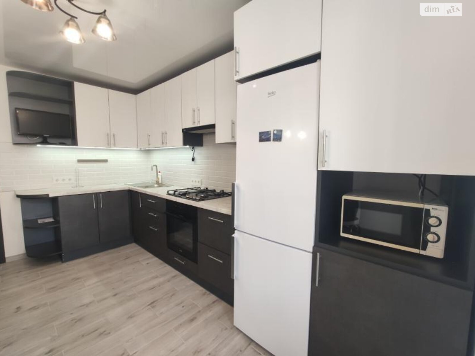 двокімнатна квартира в Тернополі, район Бам, на вул. Генерала Мирона Тарнавського в довготривалу оренду помісячно фото 1 двокімнатна квартира в Тернополі, район Бам, на вул. Генерала Мирона Тарнавського в довготривалу оренду помісячно фото 1