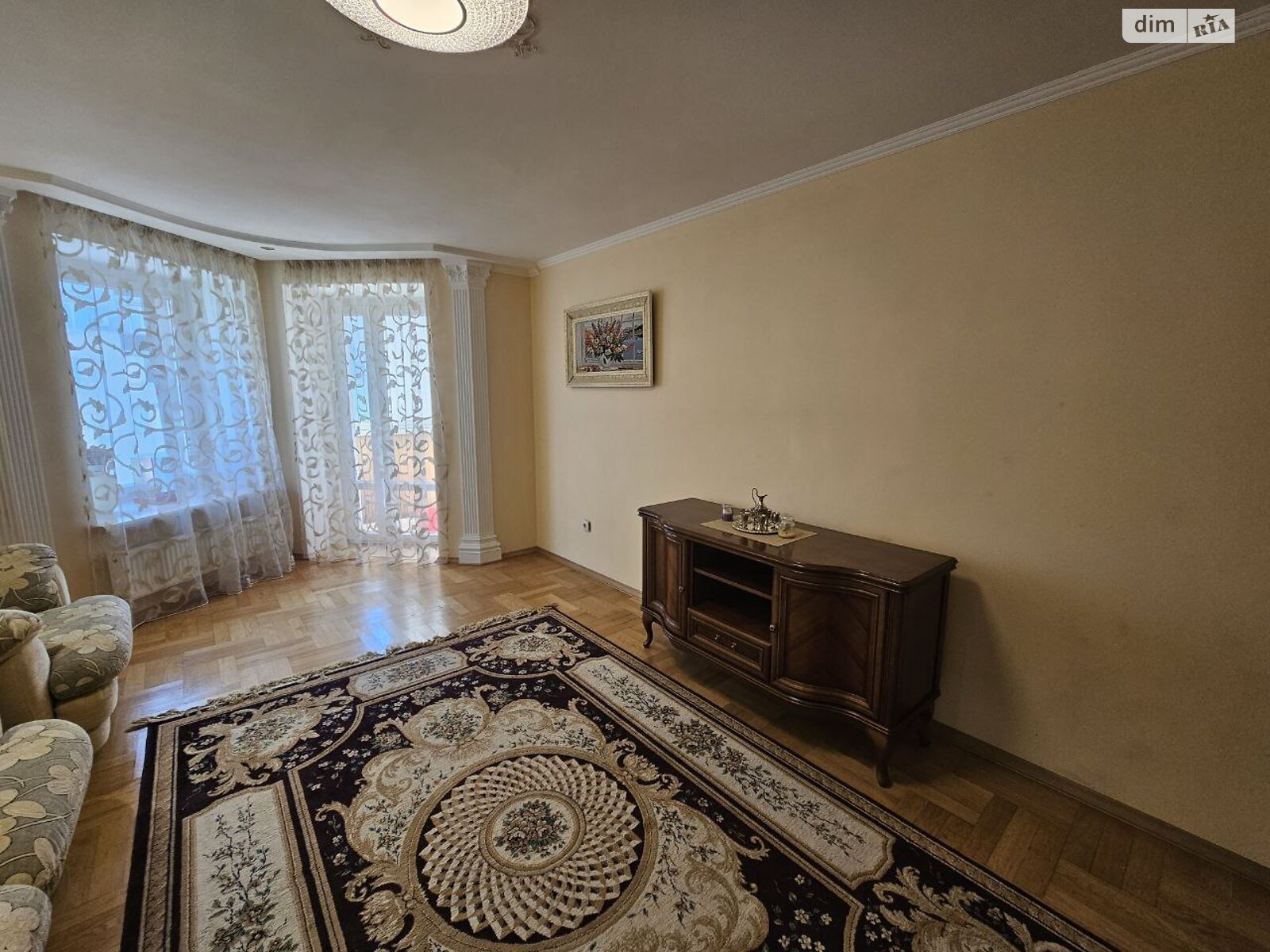 трикімнатна квартира в Тернополі, район Бам, на вул. Генерала Мирона Тарнавського в довготривалу оренду помісячно фото 1