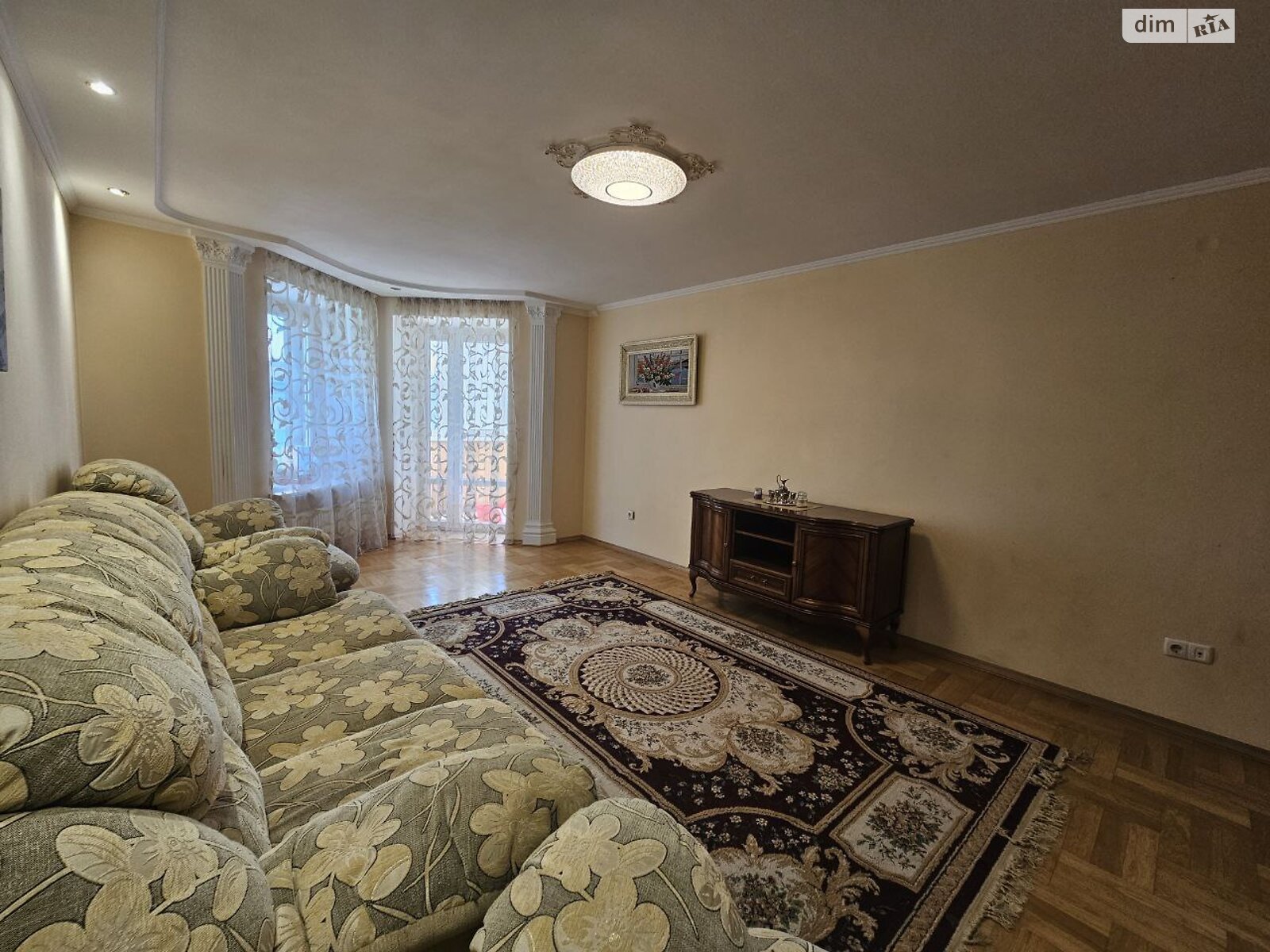 трикімнатна квартира в Тернополі, район Бам, на вул. Генерала Мирона Тарнавського в довготривалу оренду помісячно фото 1