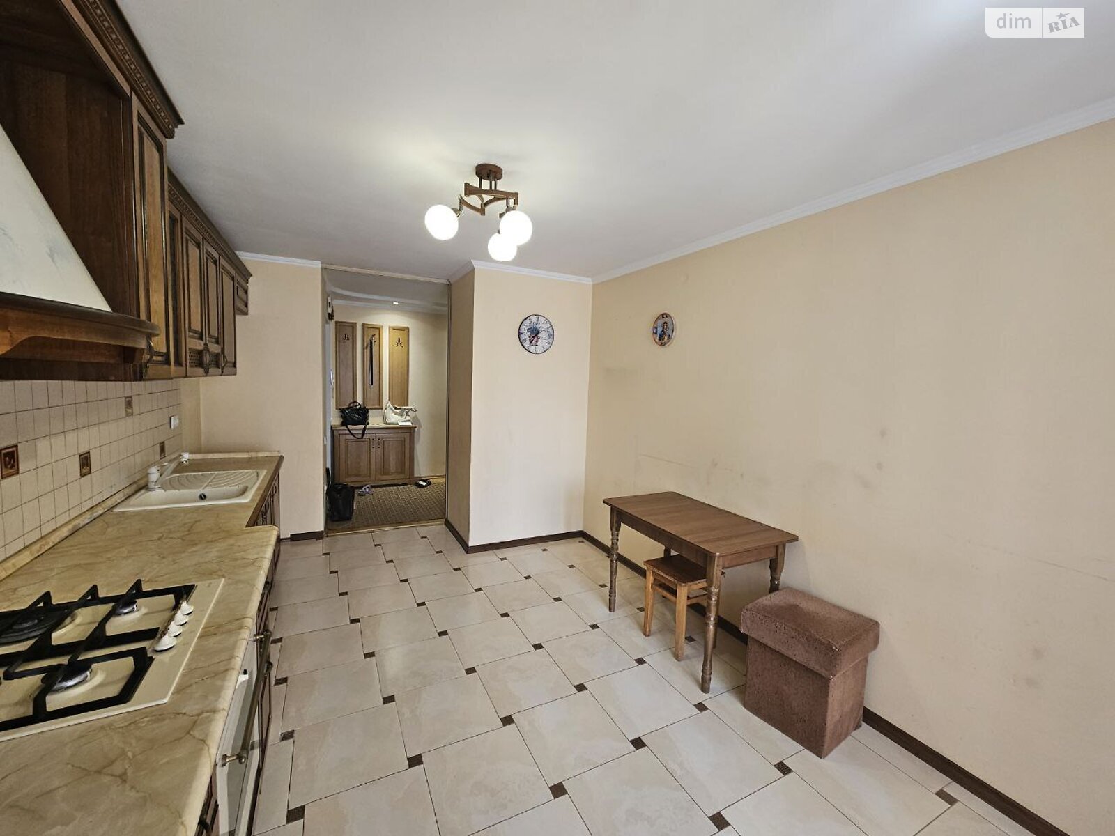 трикімнатна квартира в Тернополі, район Бам, на вул. Генерала Мирона Тарнавського в довготривалу оренду помісячно фото 1