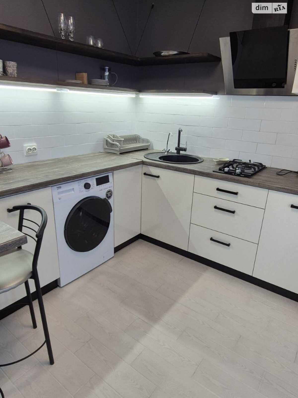 однокімнатна квартира в Тернополі, район Бам, на вул. Генерала Мирона Тарнавського в довготривалу оренду помісячно фото 1